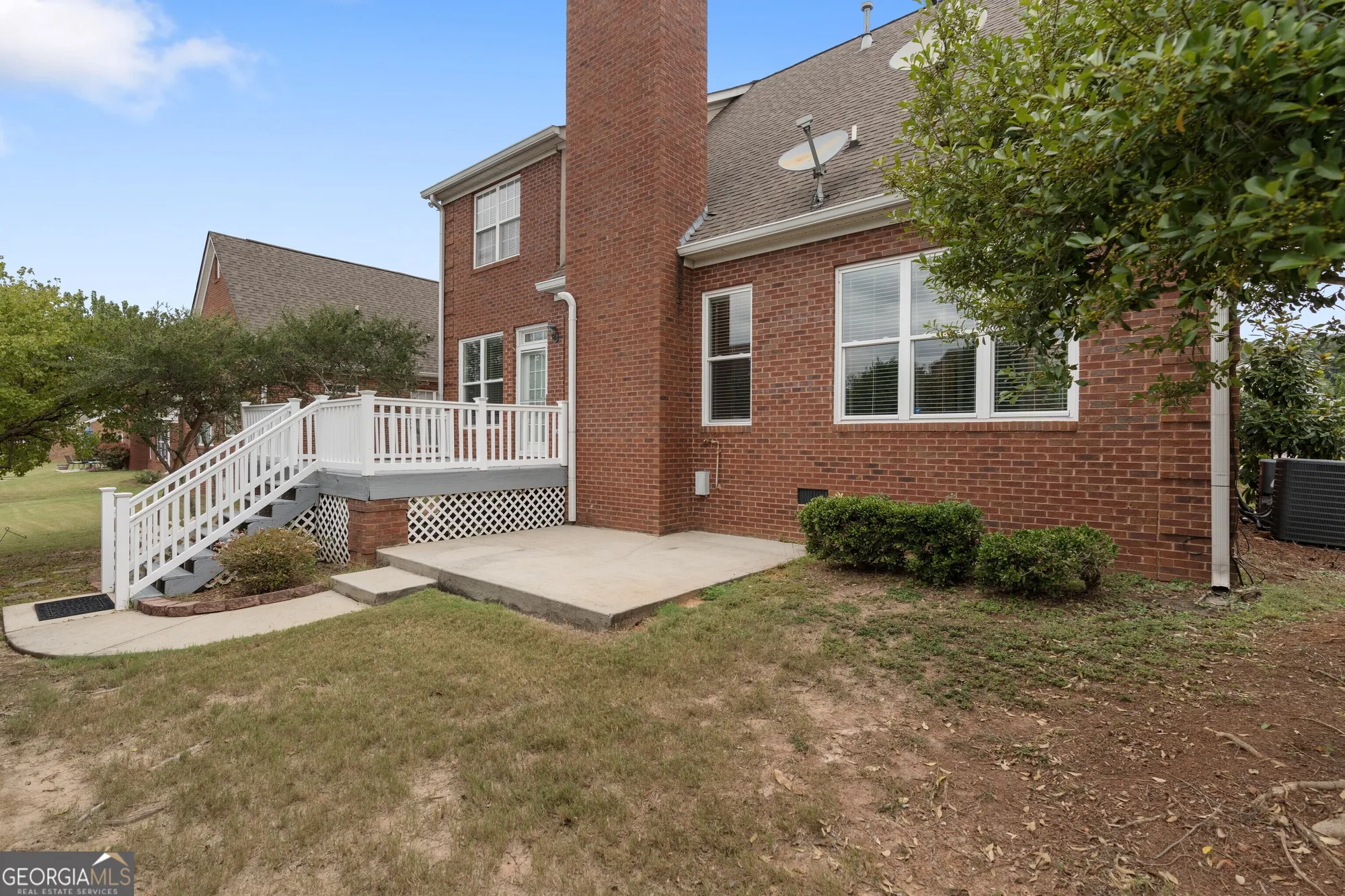 Property Slideshow image 22 of 29 | 1979 spivey village dr, Jonesboro, GA, 30236