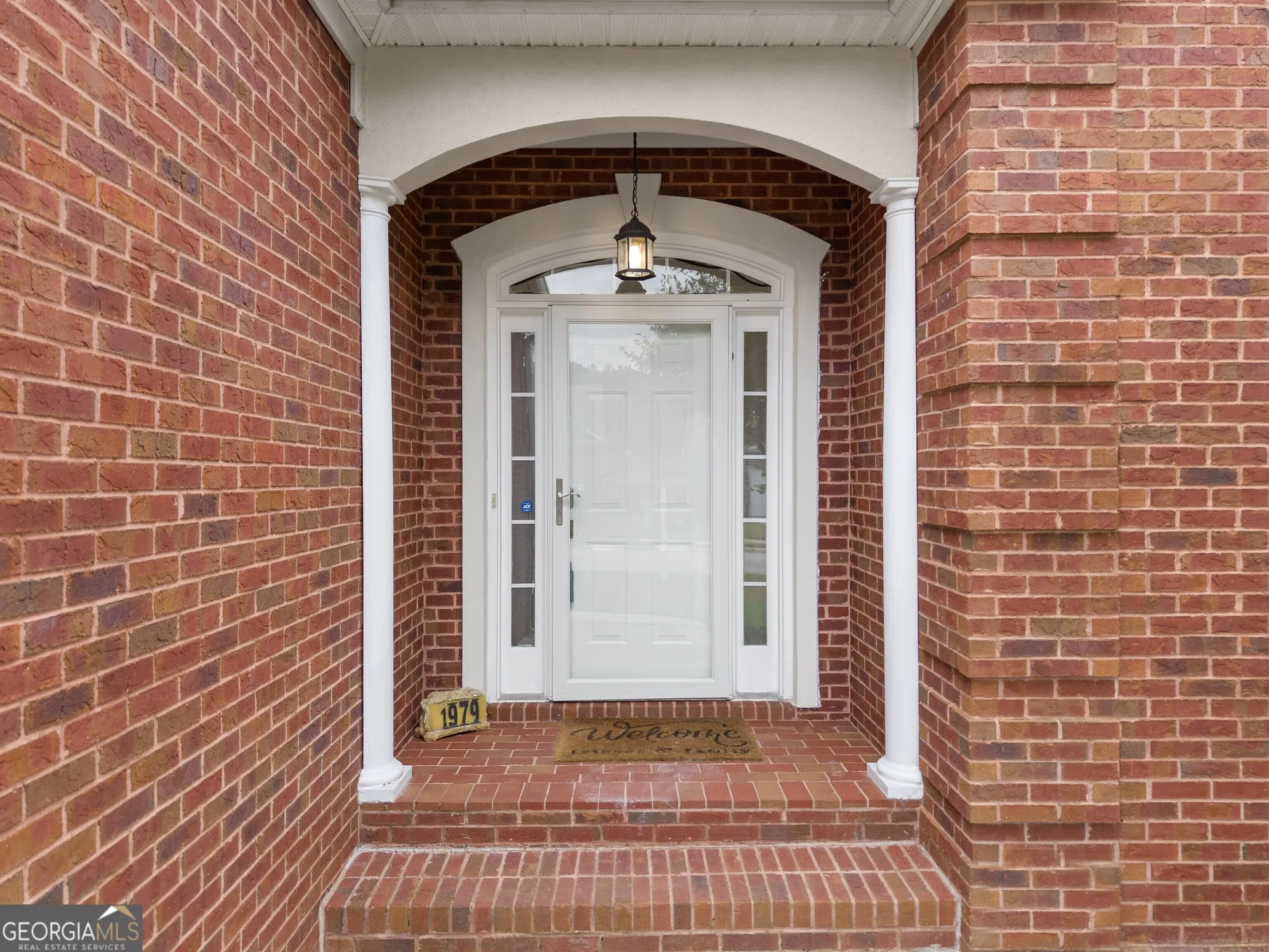 Property Slideshow image 5 of 29 | 1979 spivey village dr, Jonesboro, GA, 30236