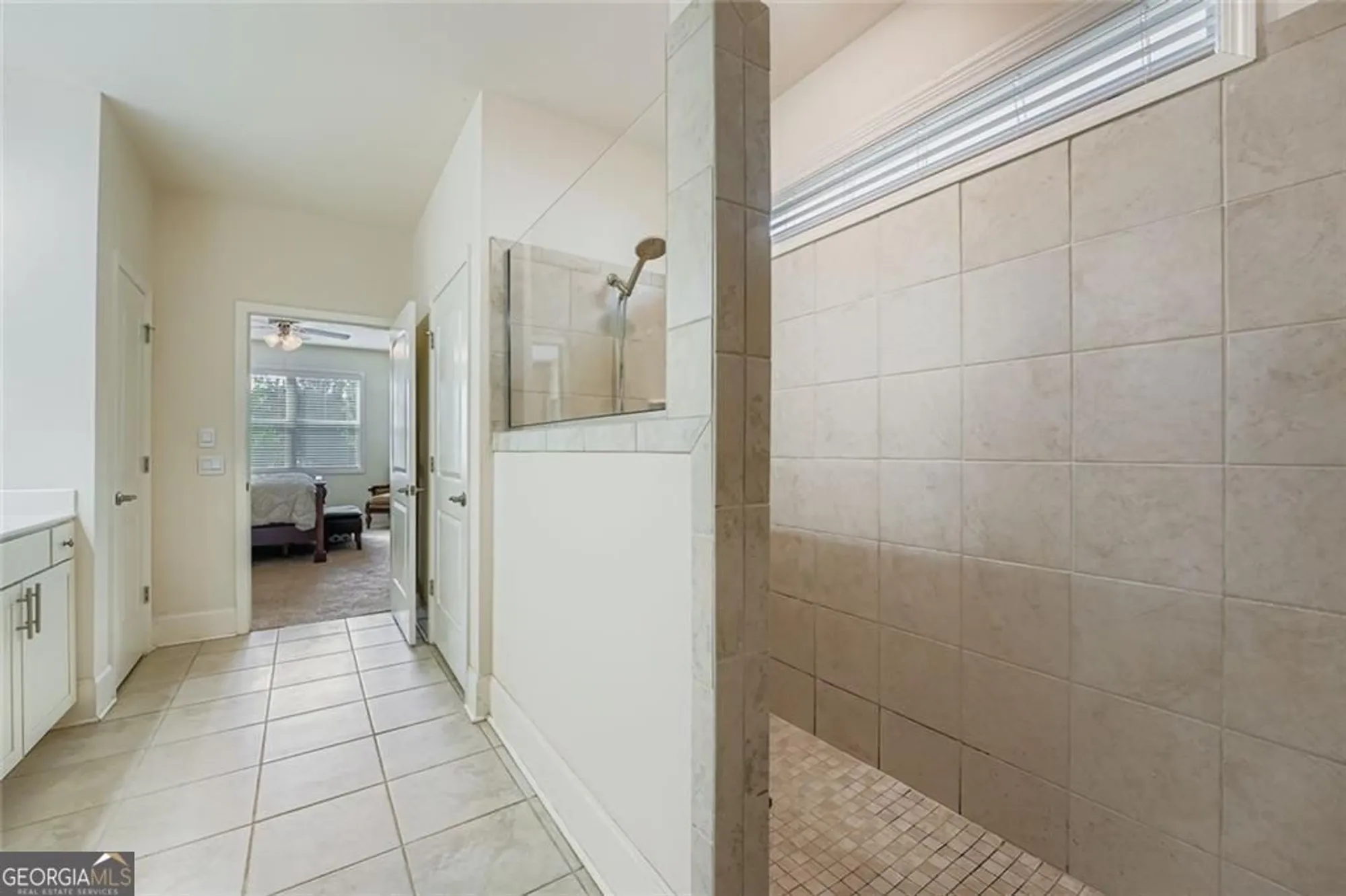 Property Slideshow image 18 of 29 | 137 cranberry blossom way, Dallas, GA, 30132