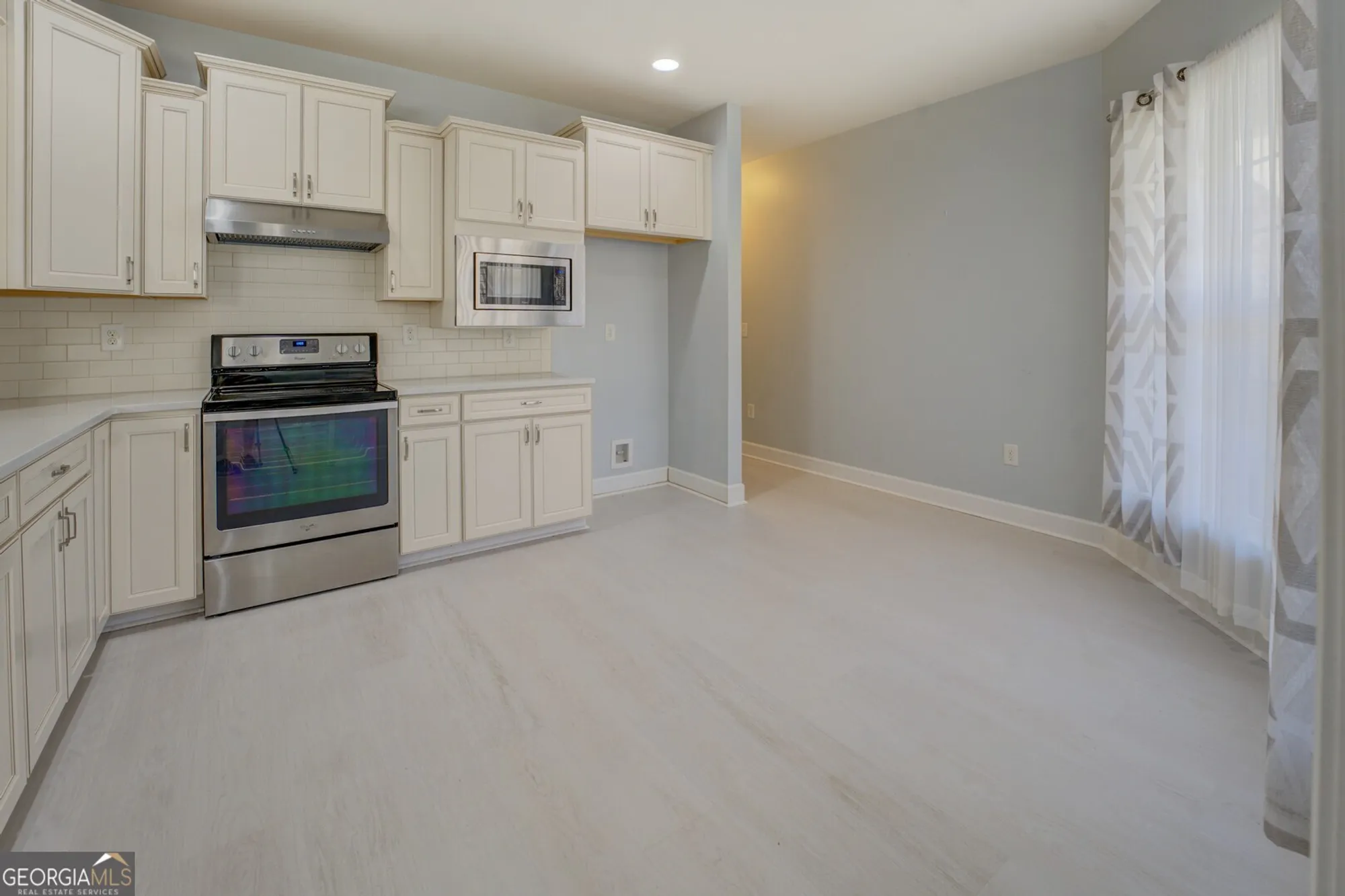 Property Slideshow image 4 of 29 | 1190 branch creek way, Greensboro, GA, 30642