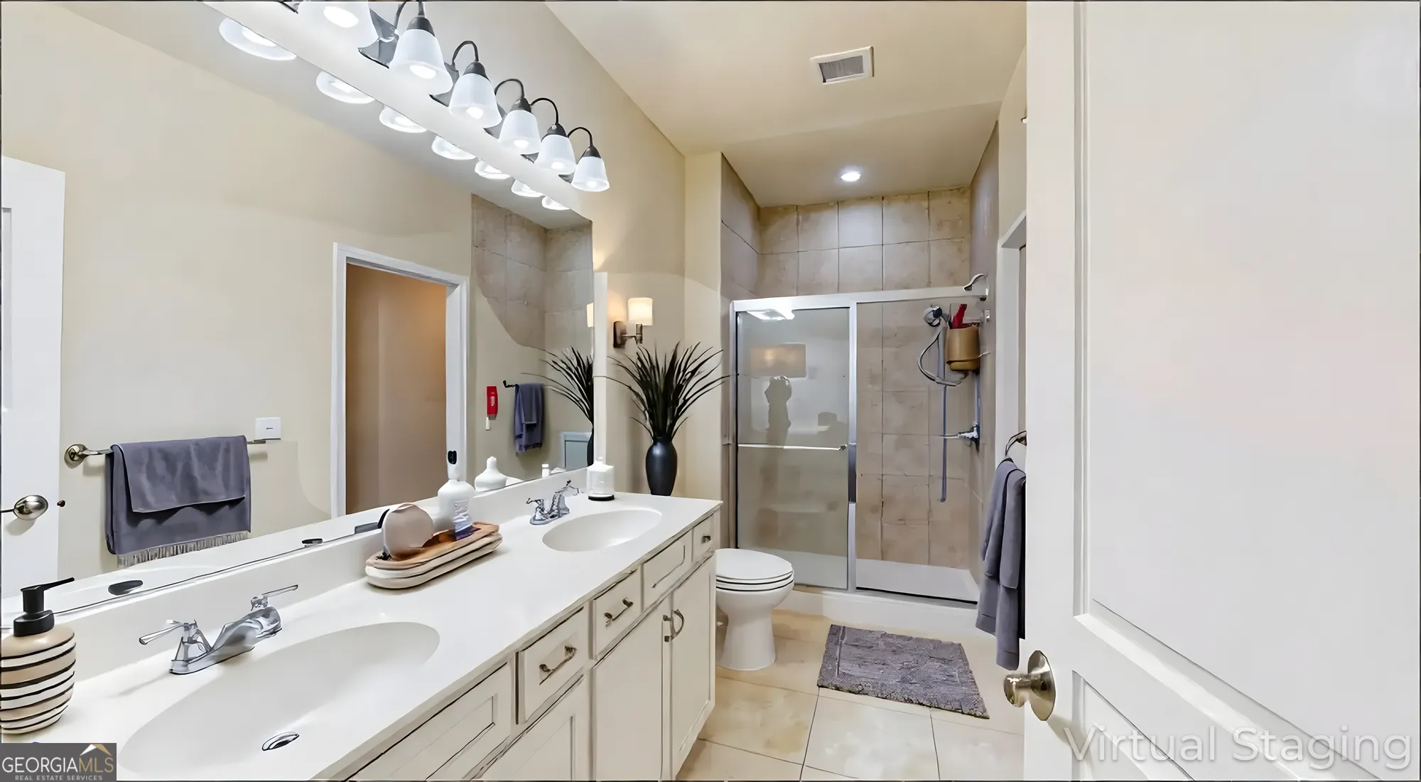 Property Slideshow image 12 of 29 | 1190 branch creek way, Greensboro, GA, 30642