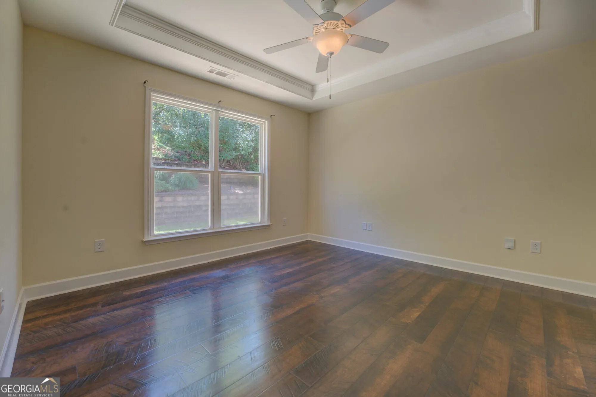 Property Slideshow image 9 of 29 | 1190 branch creek way, Greensboro, GA, 30642