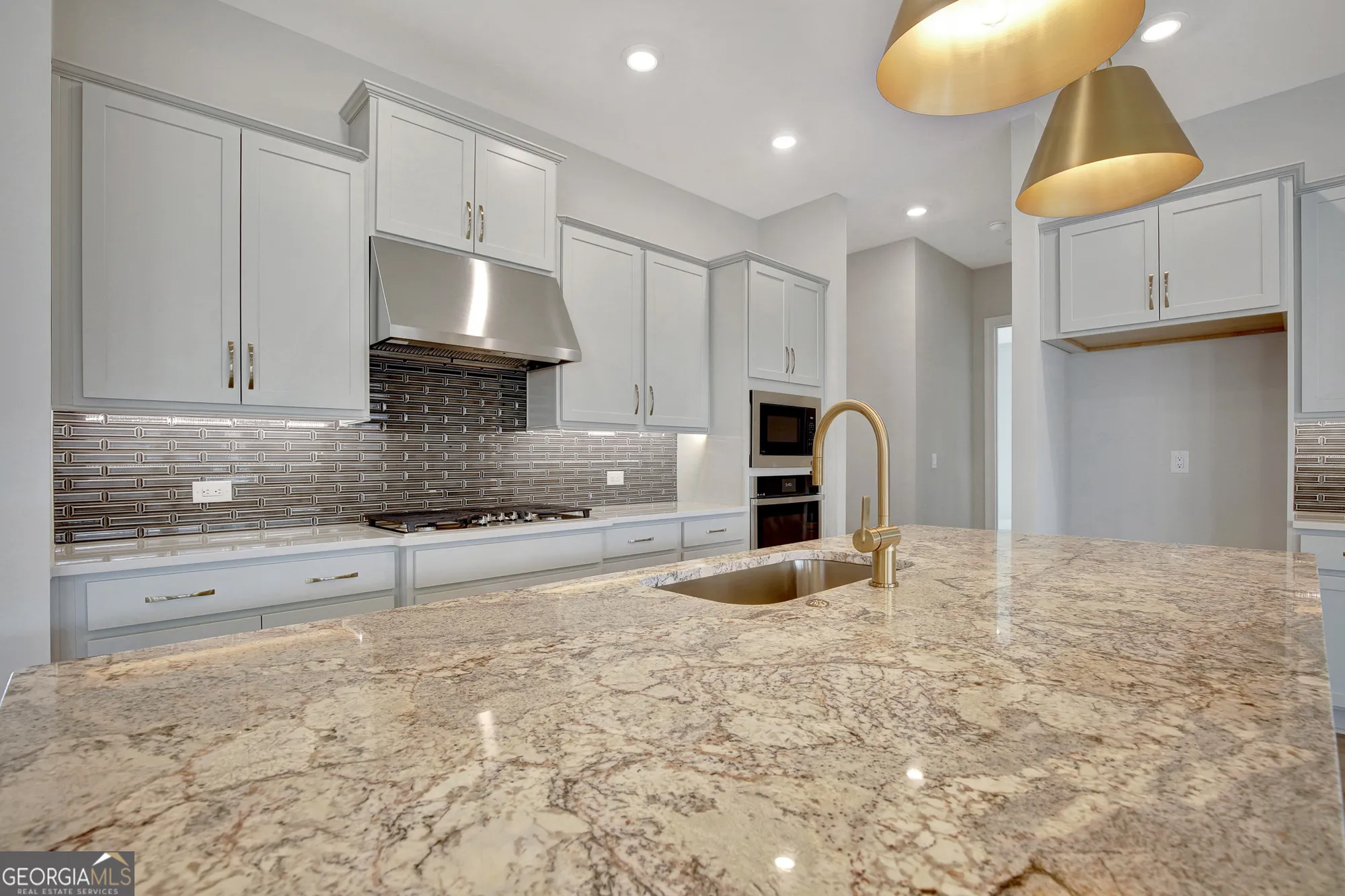 Property Slideshow image 11 of 77 | 173 club cresswind dr, Newnan, GA, 30263