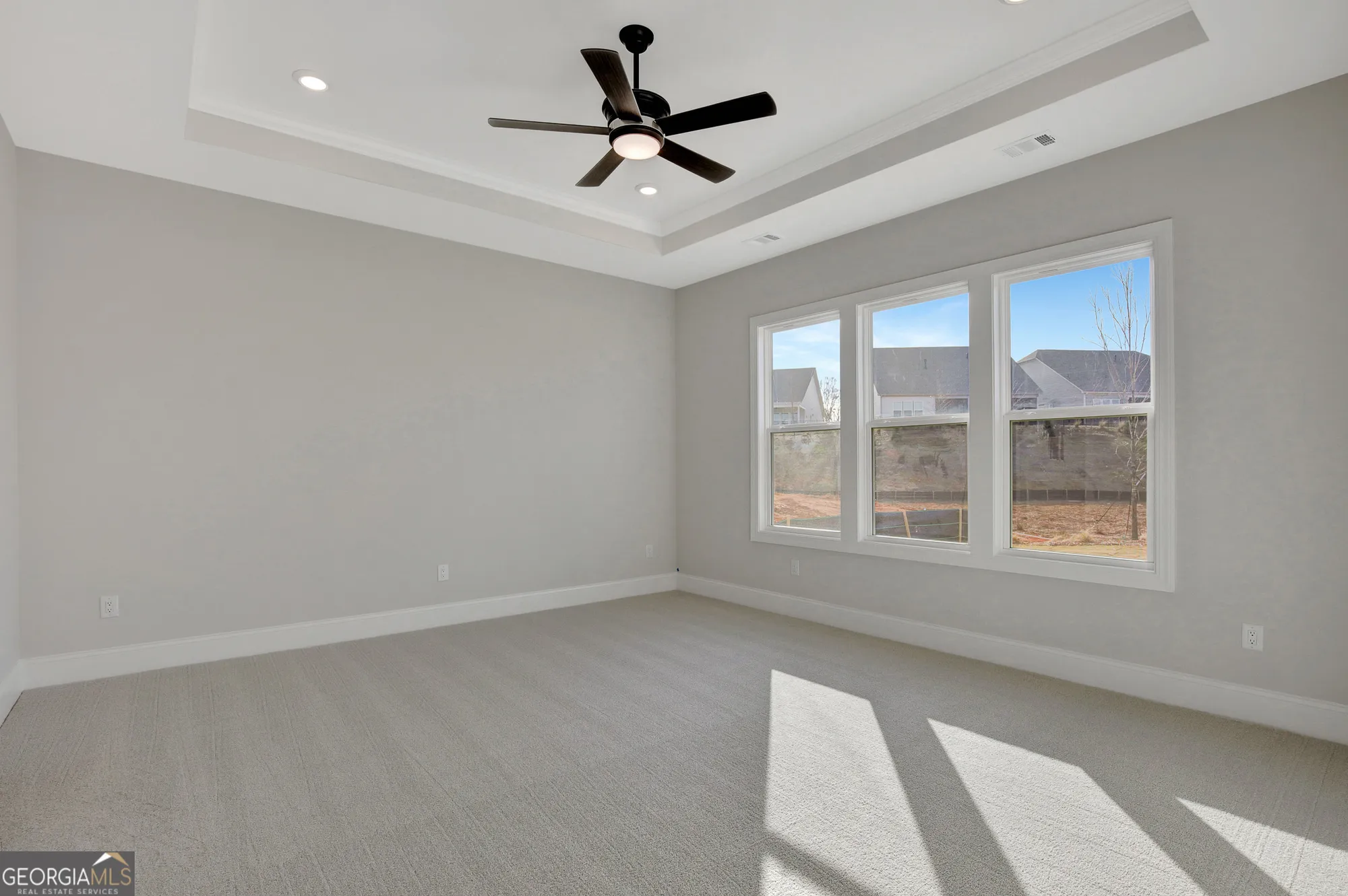 Property Slideshow image 19 of 77 | 173 club cresswind dr, Newnan, GA, 30263