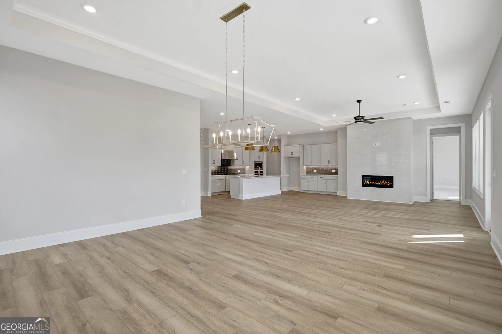 Property Slideshow image 37 of 77 | 173 club cresswind dr, Newnan, GA, 30263