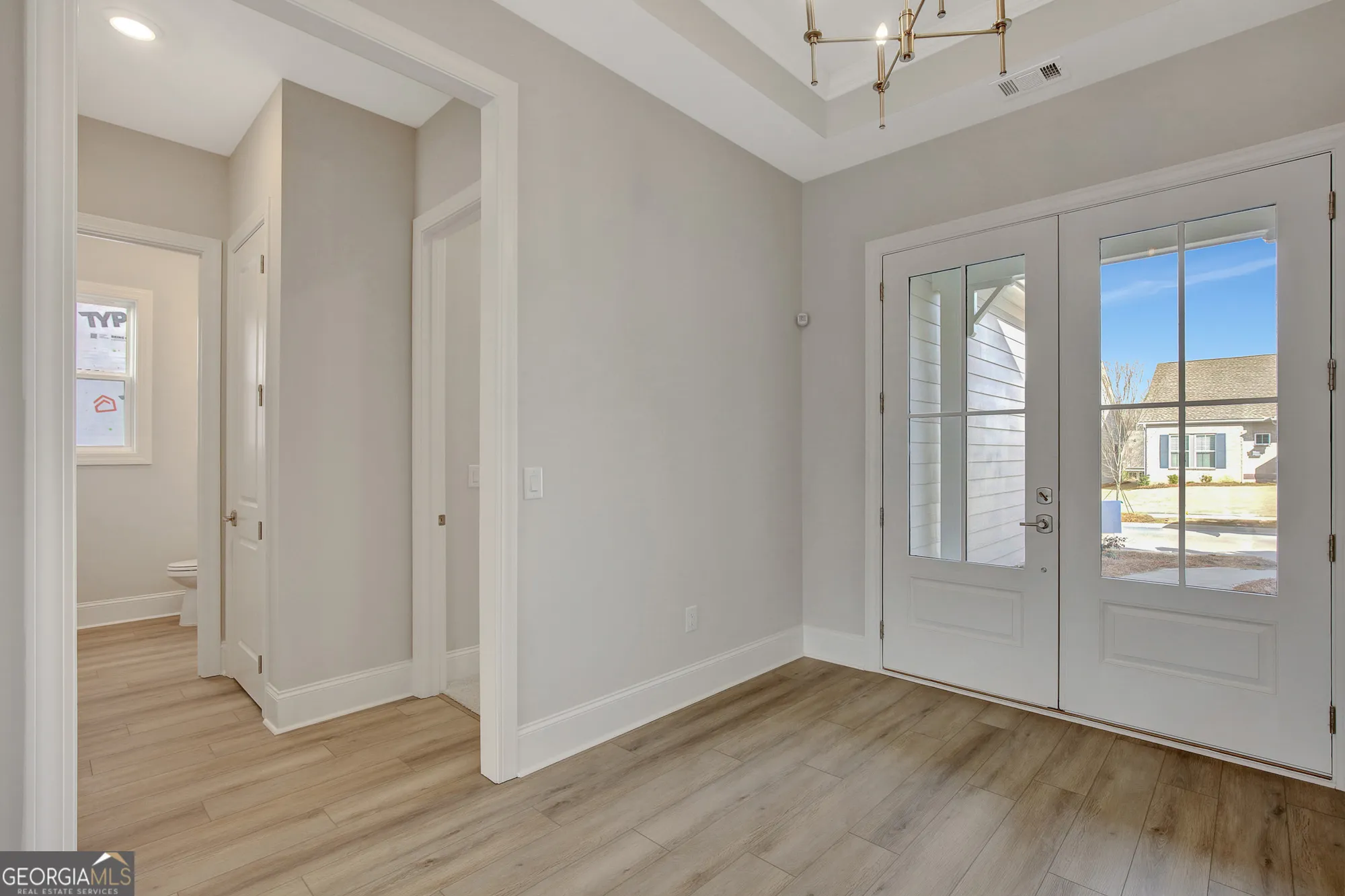 Property Slideshow image 48 of 77 | 173 club cresswind dr, Newnan, GA, 30263