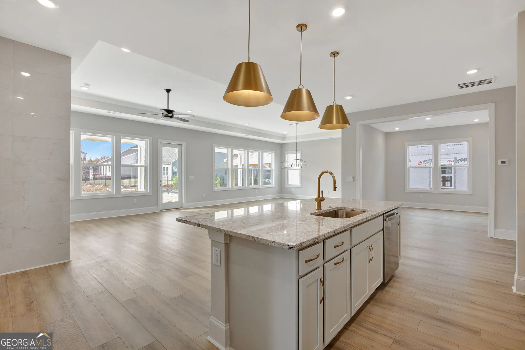 Property Slideshow image 8 of 77 | 173 club cresswind dr, Newnan, GA, 30263