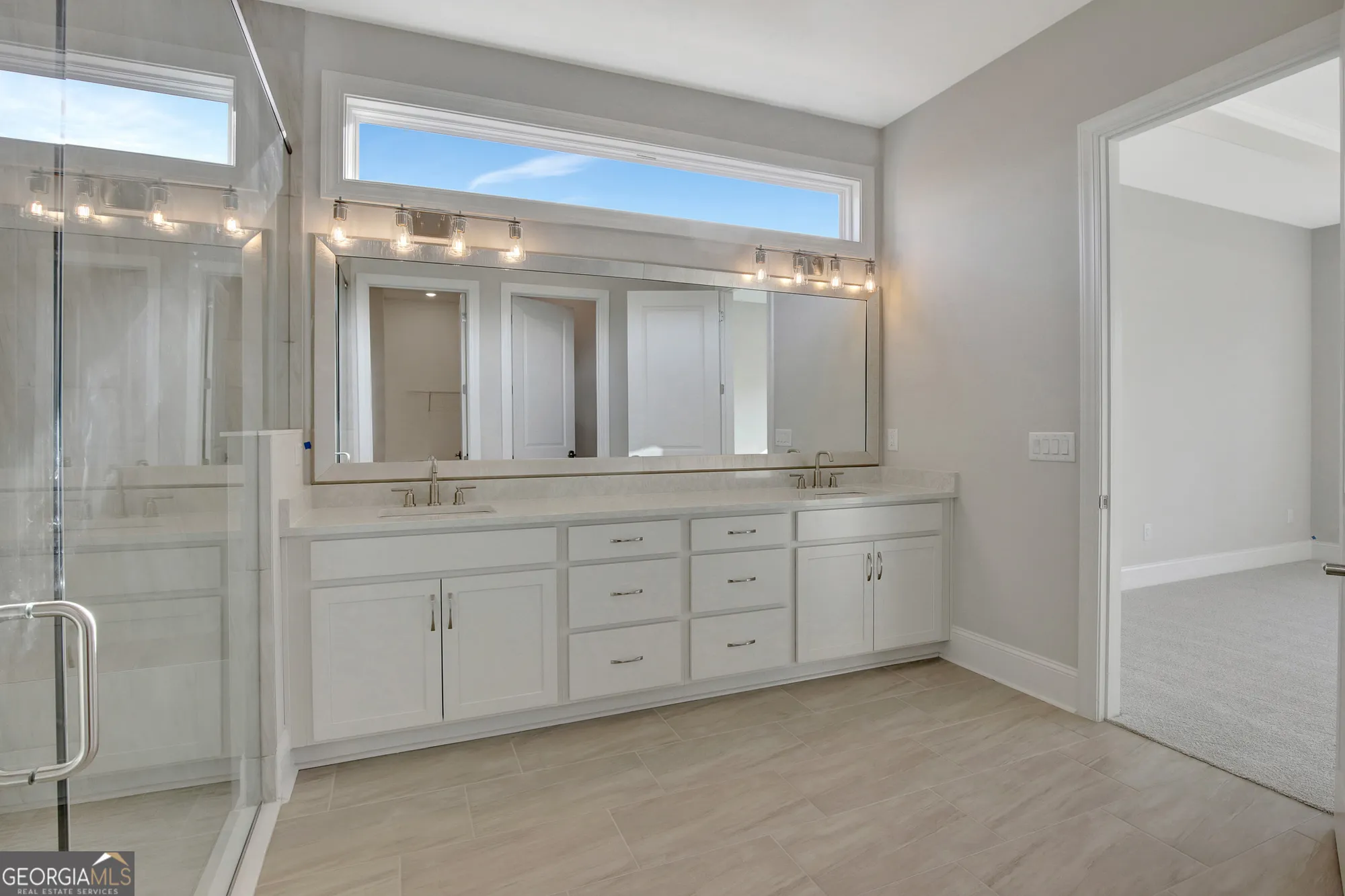 Property Slideshow image 23 of 77 | 173 club cresswind dr, Newnan, GA, 30263