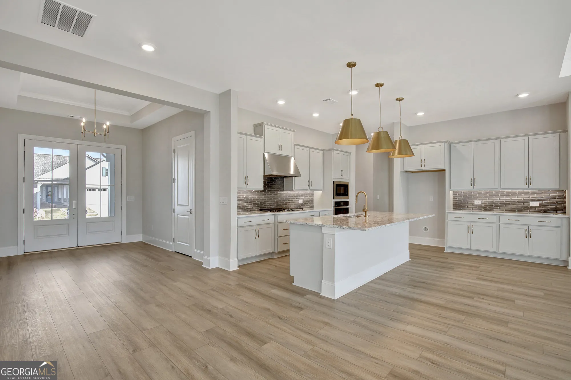 Property Slideshow image 12 of 77 | 173 club cresswind dr, Newnan, GA, 30263