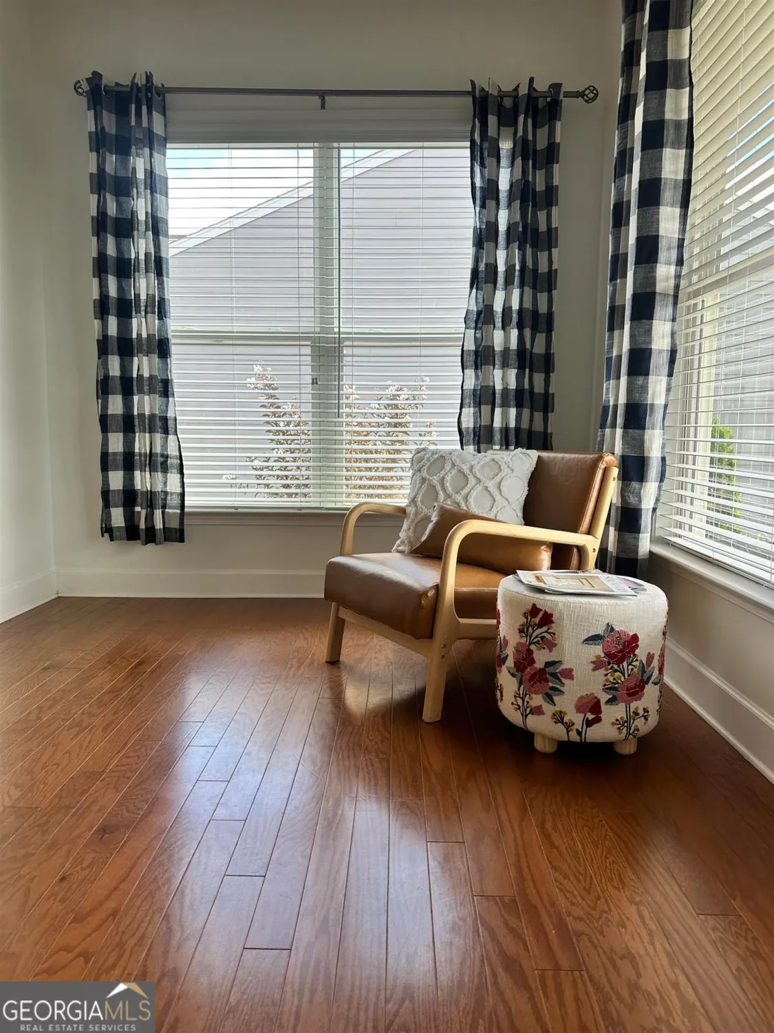 Property Slideshow image 4 of 51 | 1241 branch creek way, Greensboro, GA, 30642