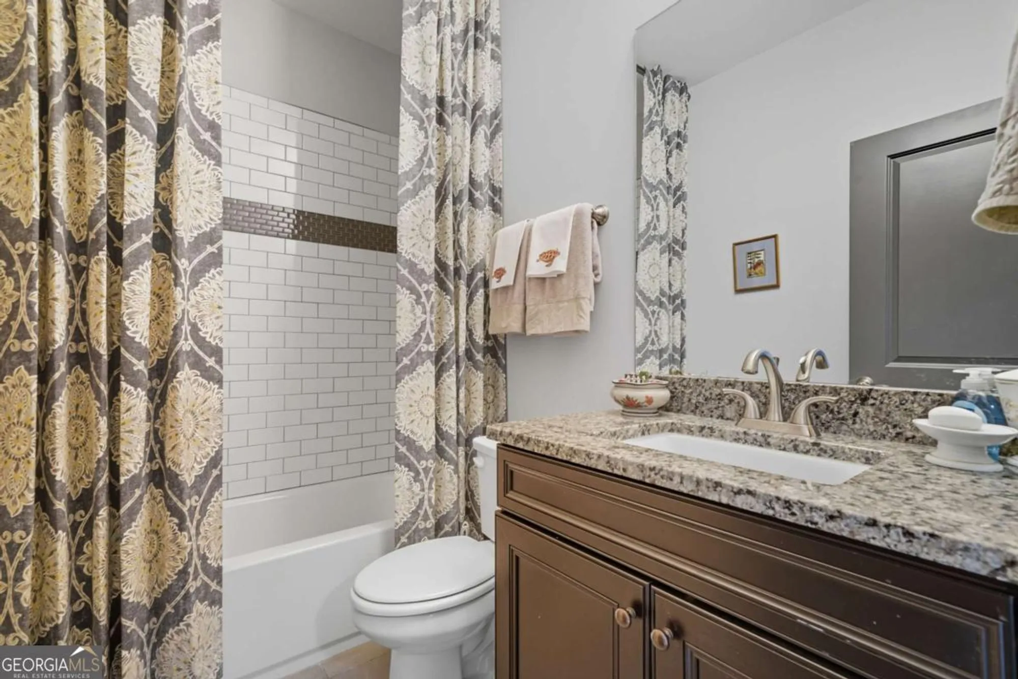 Property Slideshow image 17 of 79 | 214 talga gln, Waleska, GA, 30183