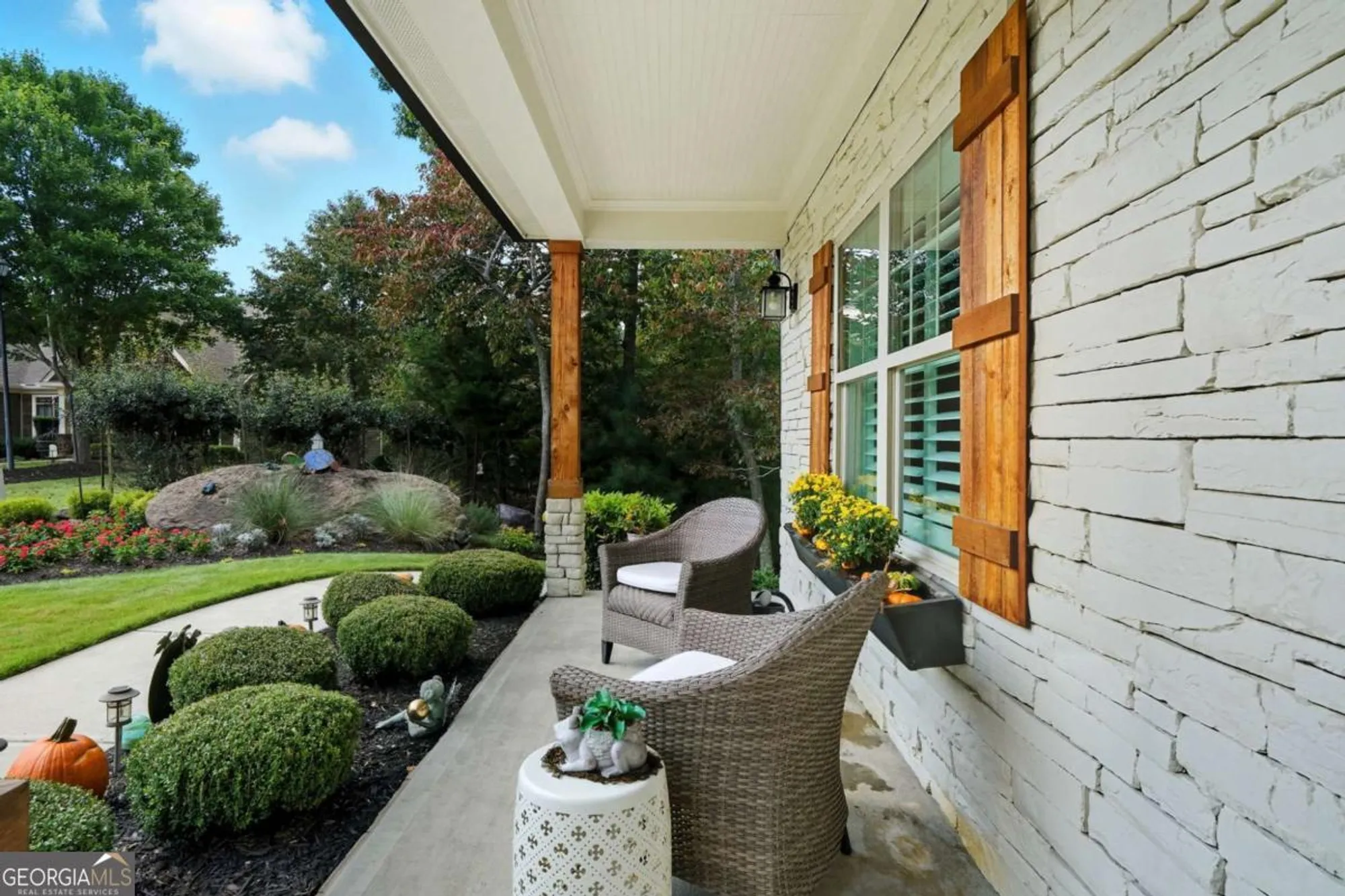 Property Slideshow image 9 of 79 | 214 talga gln, Waleska, GA, 30183