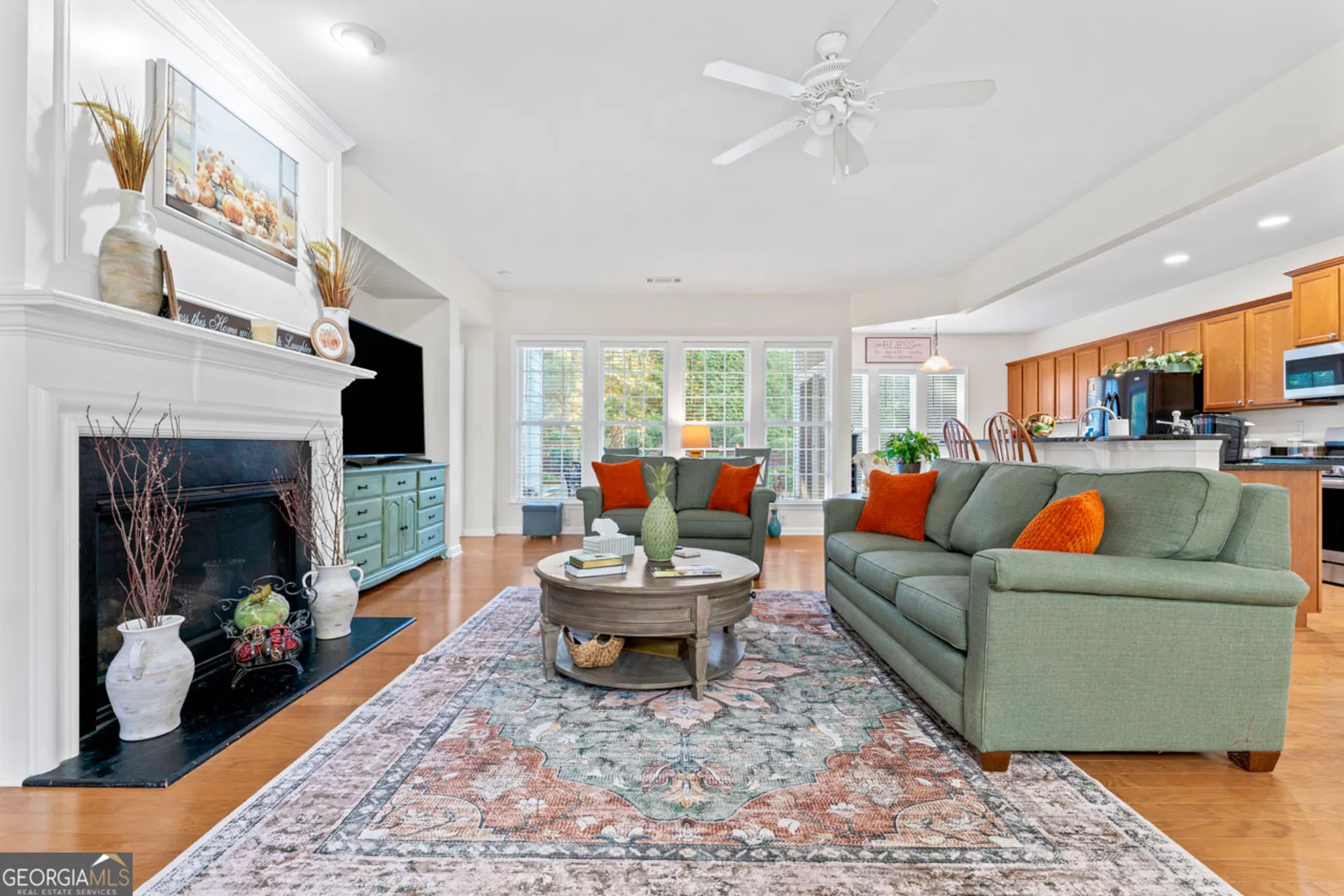 Property Slideshow image 10 of 42 | 811 dusky sap ct, Griffin, GA, 30223