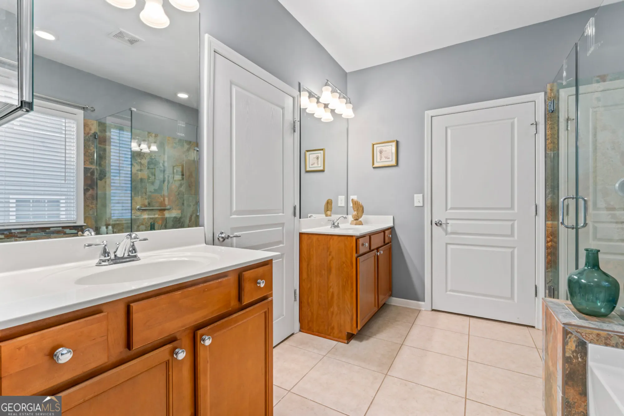 Property Slideshow image 25 of 42 | 811 dusky sap ct, Griffin, GA, 30223
