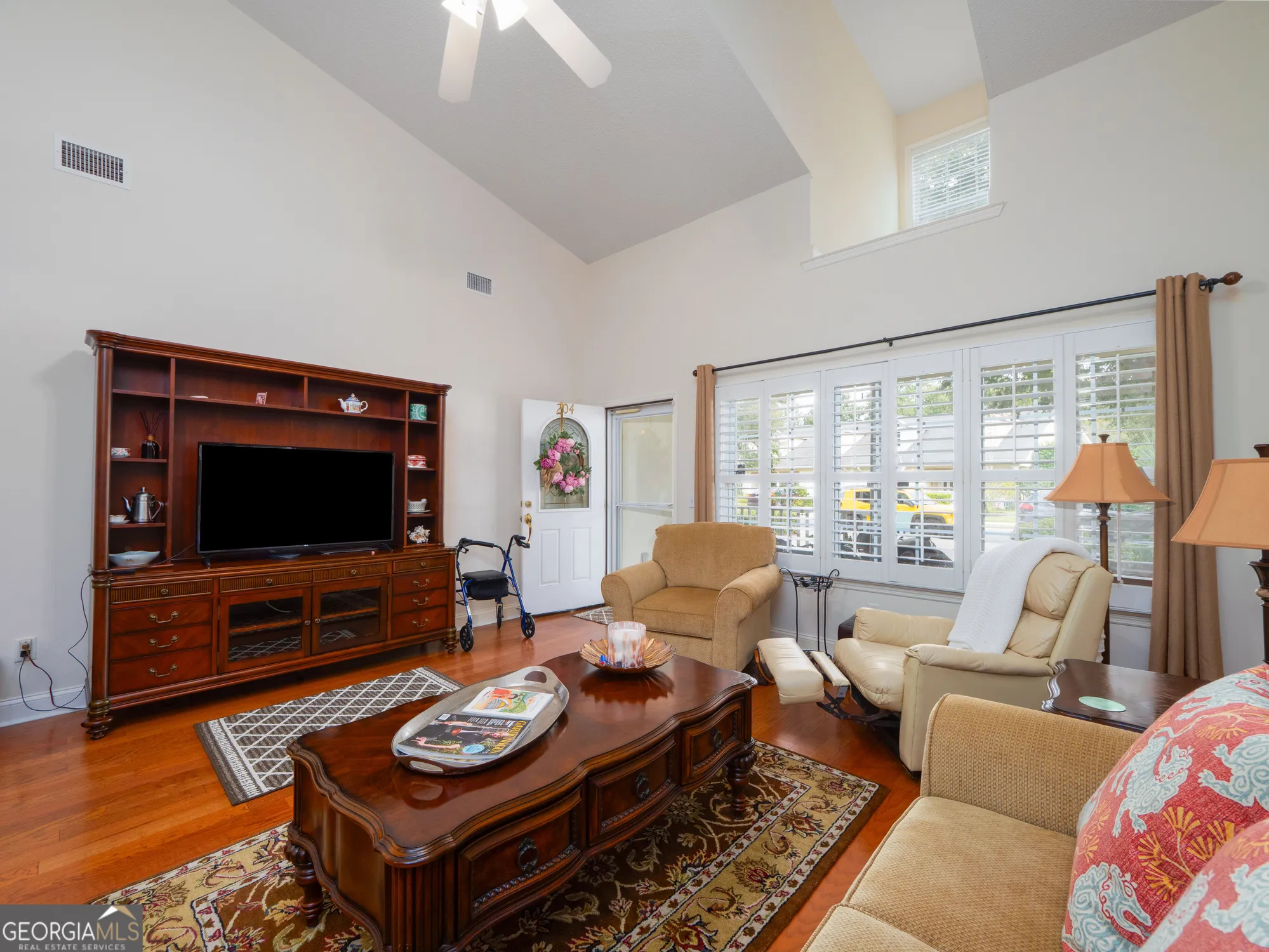 Property Slideshow image 14 of 31 | 204 peppertree crossing ave # 204, Brunswick, GA, 31525