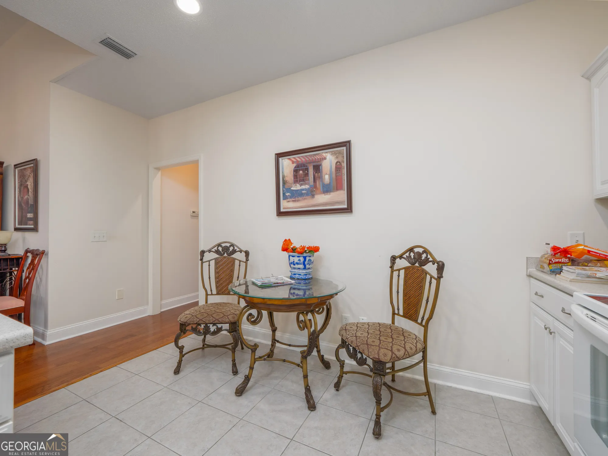 Property Slideshow image 8 of 31 | 204 peppertree crossing ave # 204, Brunswick, GA, 31525