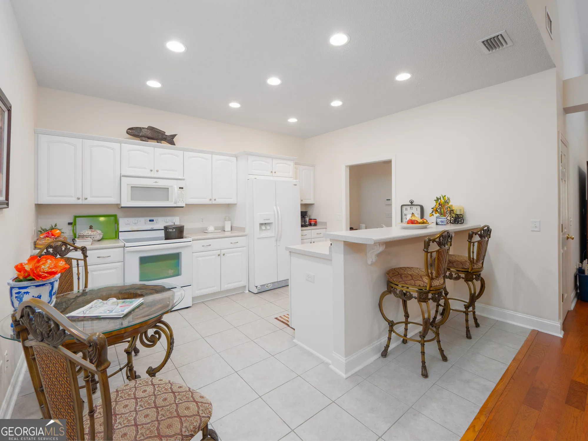 Property Slideshow image 13 of 31 | 204 peppertree crossing ave # 204, Brunswick, GA, 31525