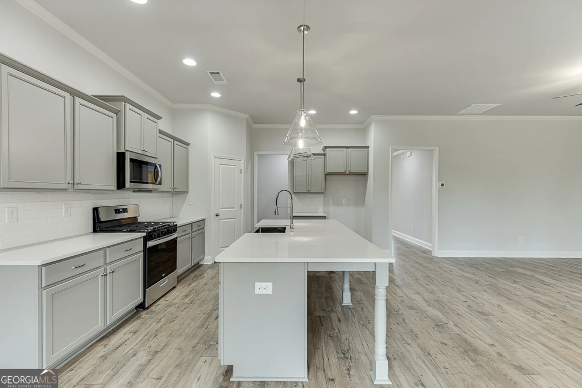 Property Slideshow image 19 of 77 | 199 montview dr # 90, Jefferson, GA, 30549