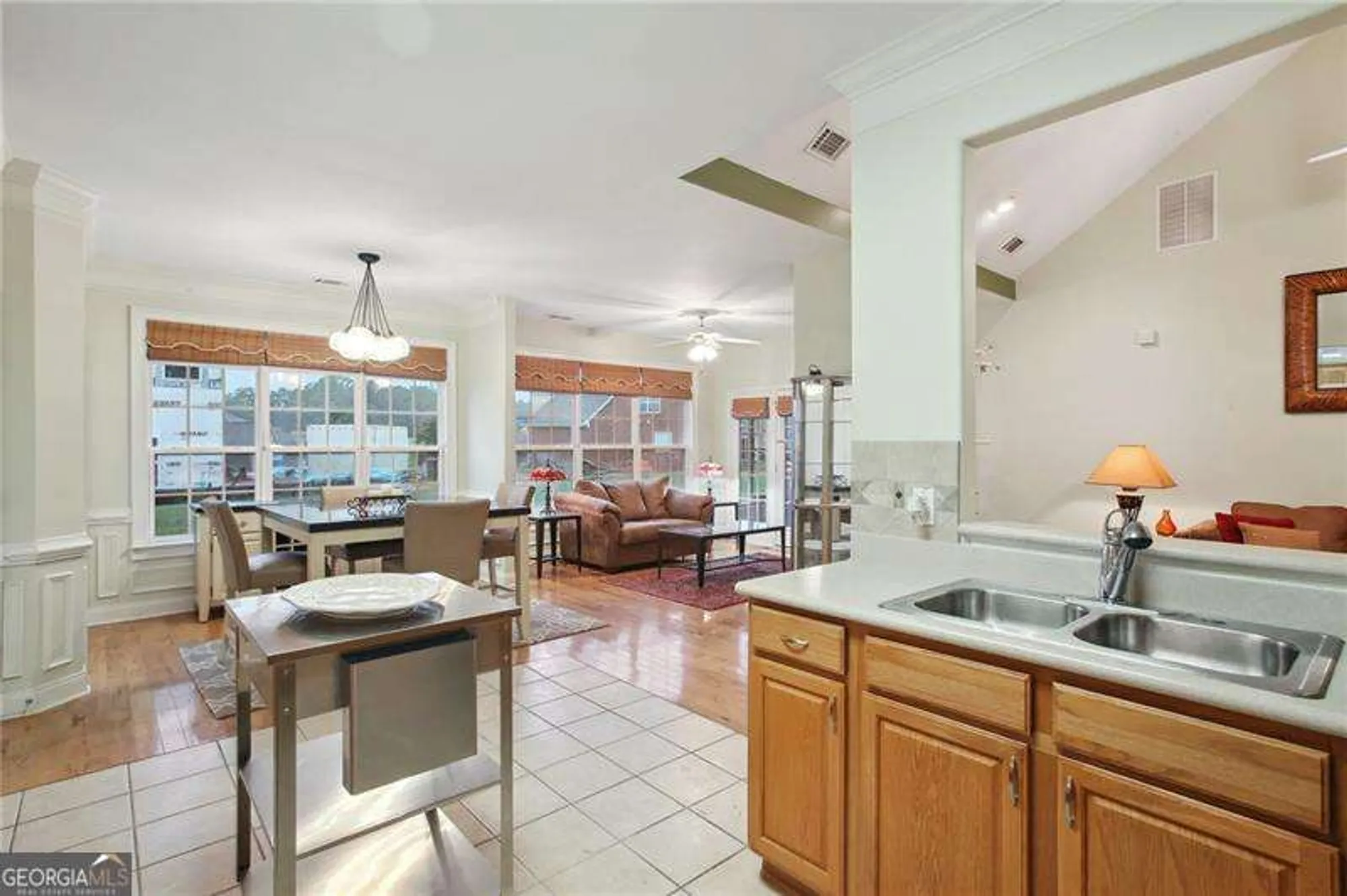 Property Slideshow image 11 of 45 | 8513 spivey village trl, Jonesboro, GA, 30236