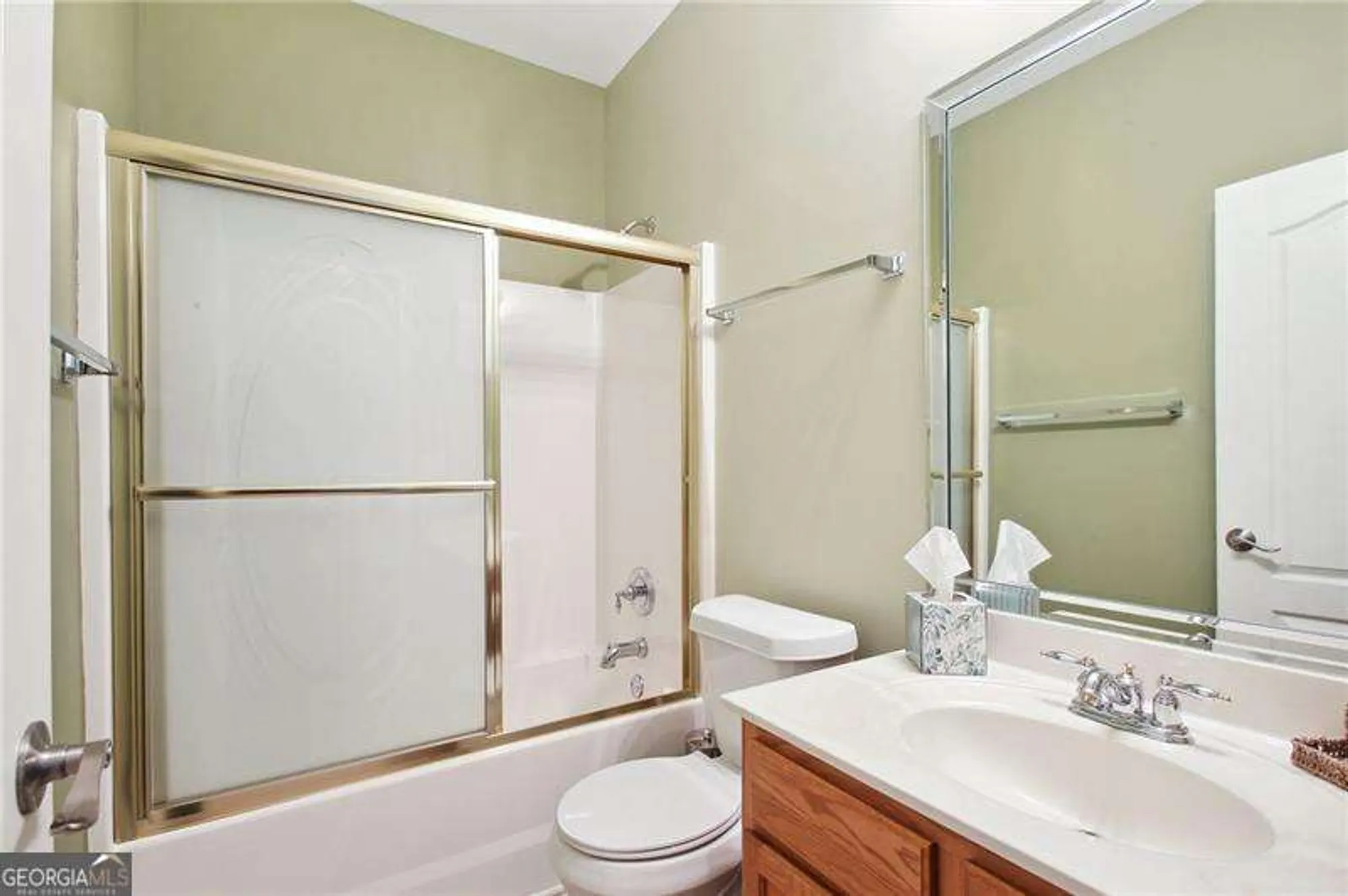 Property Slideshow image 21 of 45 | 8513 spivey village trl, Jonesboro, GA, 30236