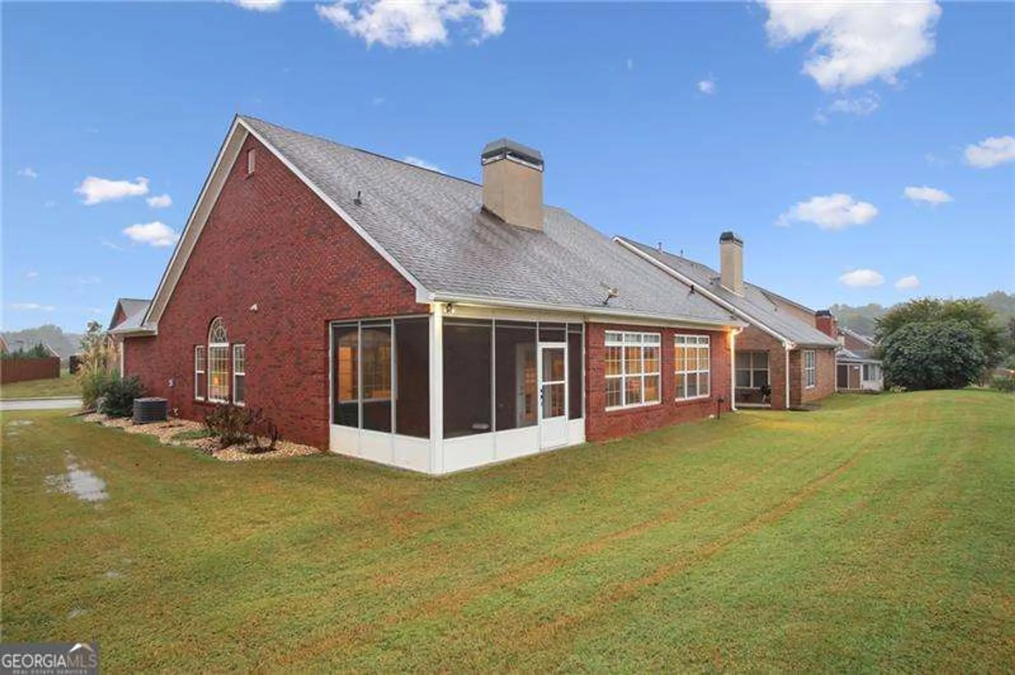 Property Slideshow image 23 of 45 | 8513 spivey village trl, Jonesboro, GA, 30236