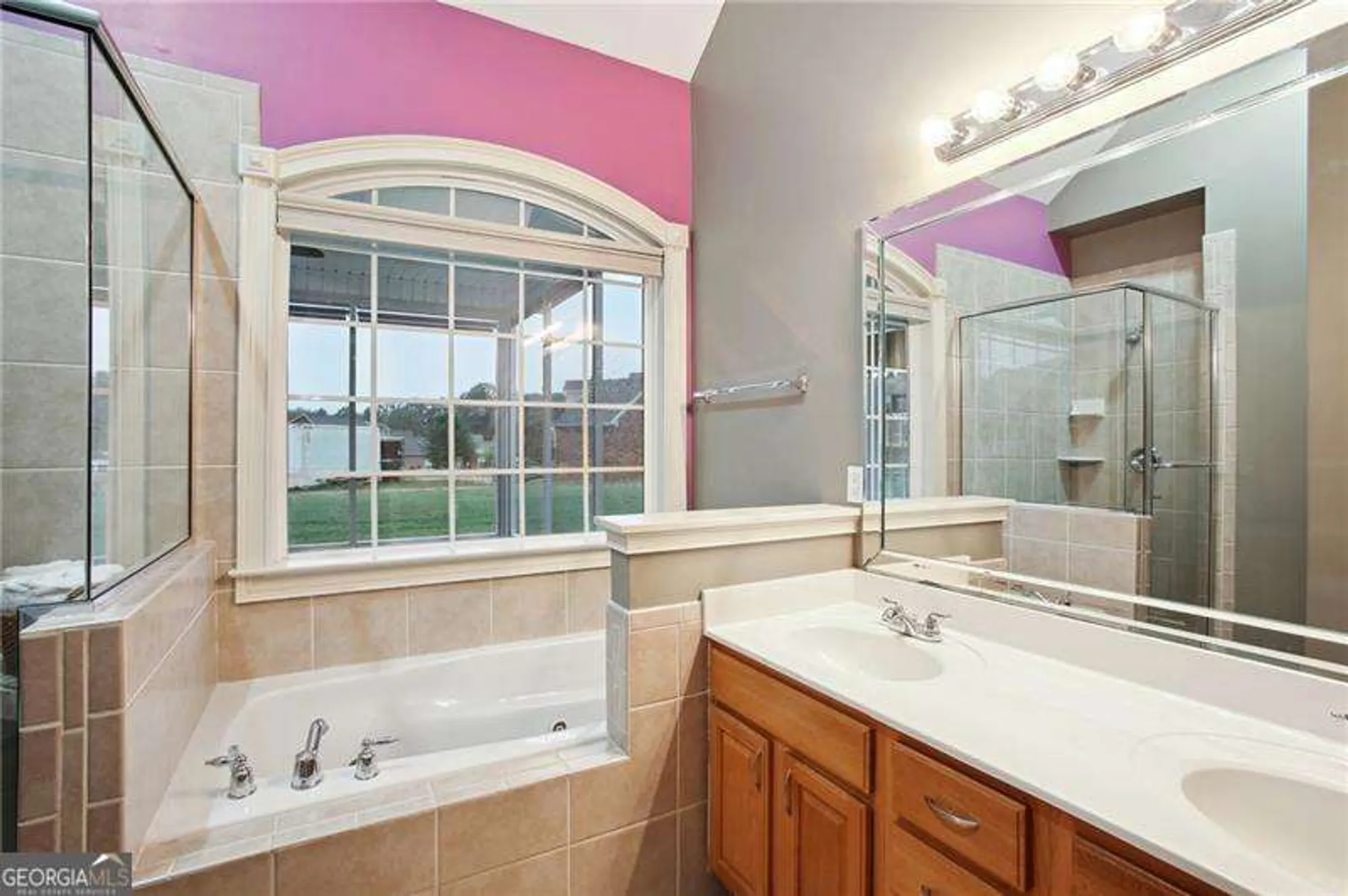 Property Slideshow image 16 of 45 | 8513 spivey village trl, Jonesboro, GA, 30236