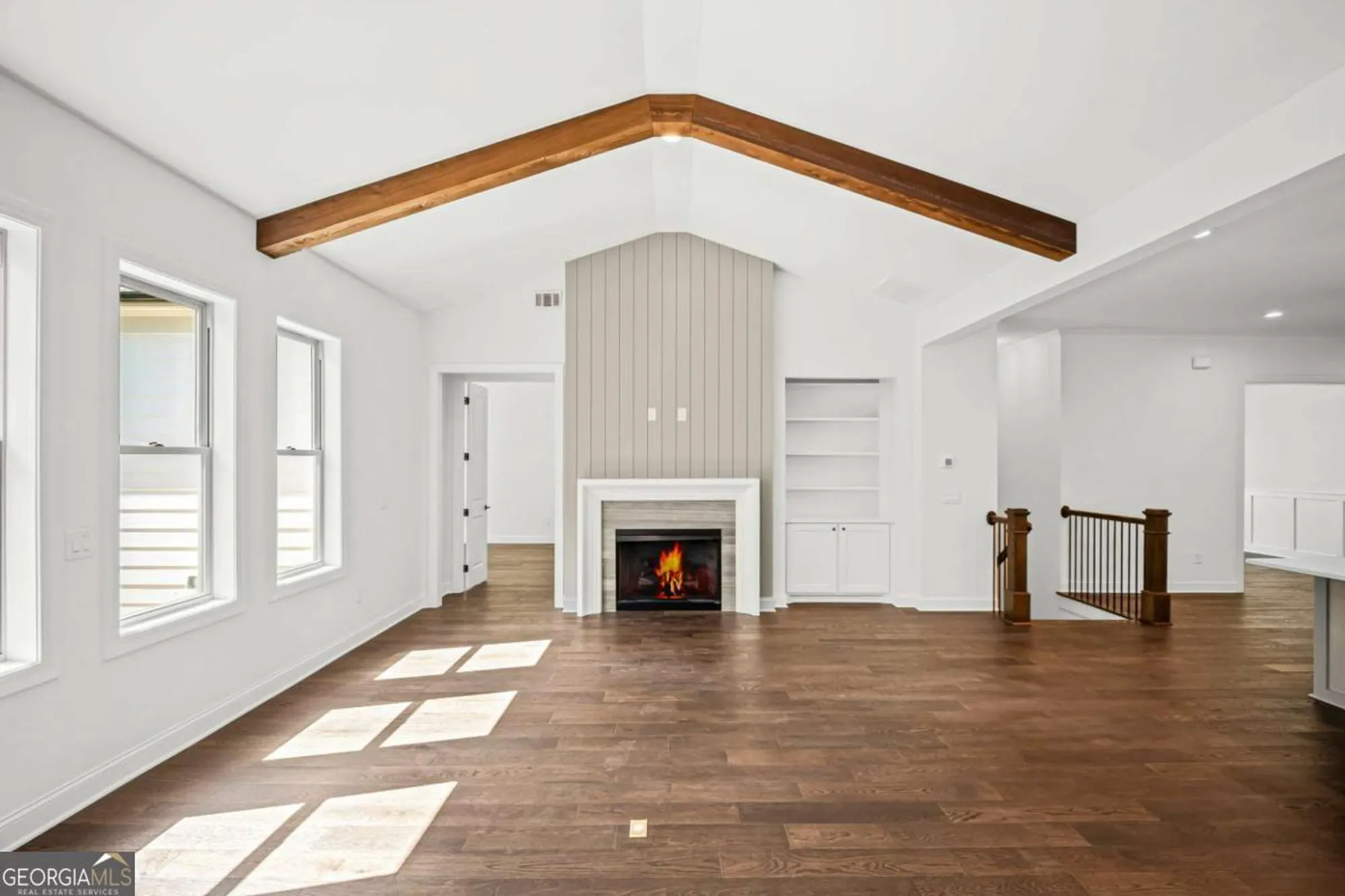 Property Slideshow image 4 of 15 | 866 lakemont dr, Canton, GA, 30114