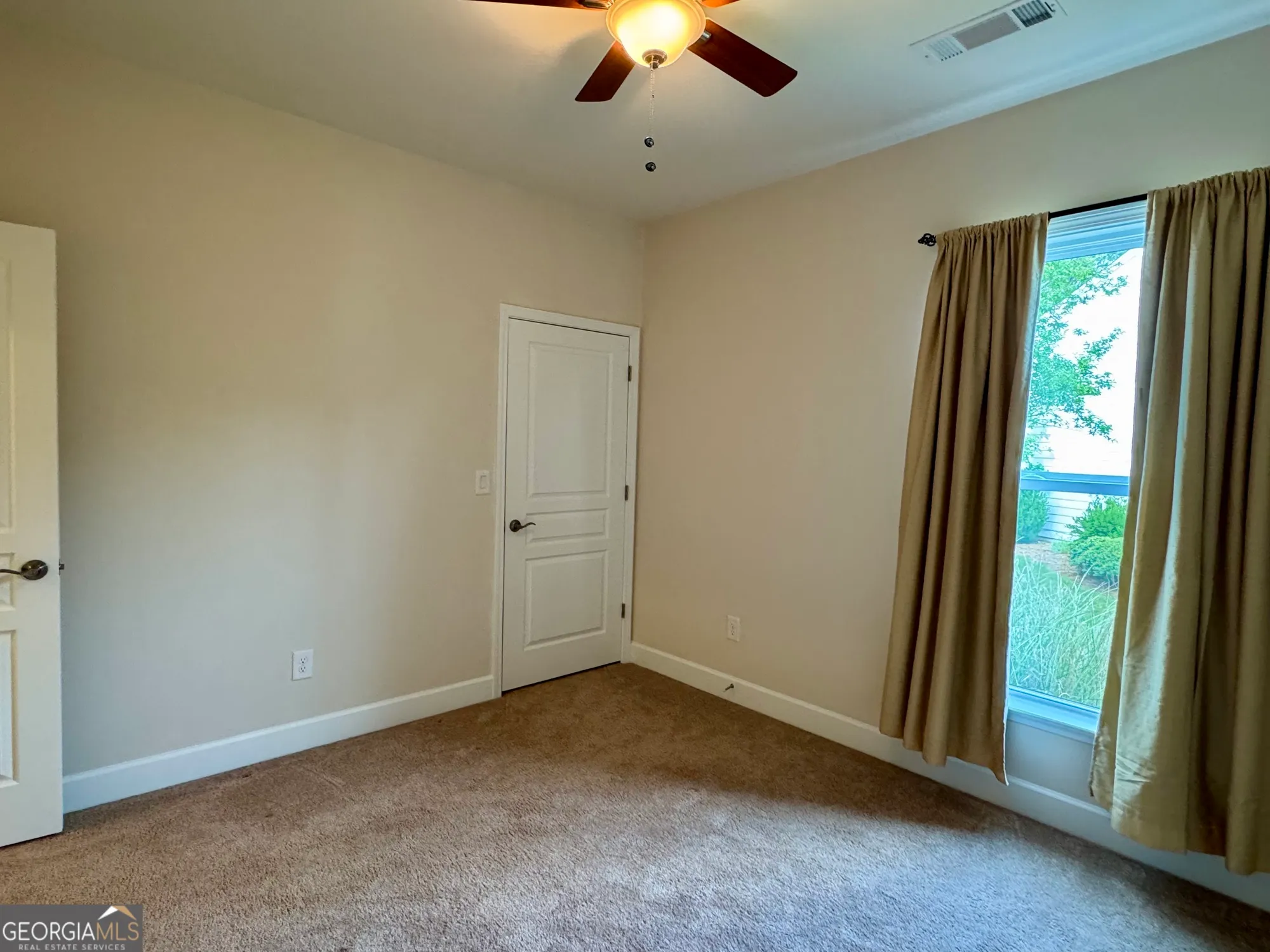 Property Slideshow image 62 of 88 | 1091 lakefront ct, Greensboro, GA, 30642