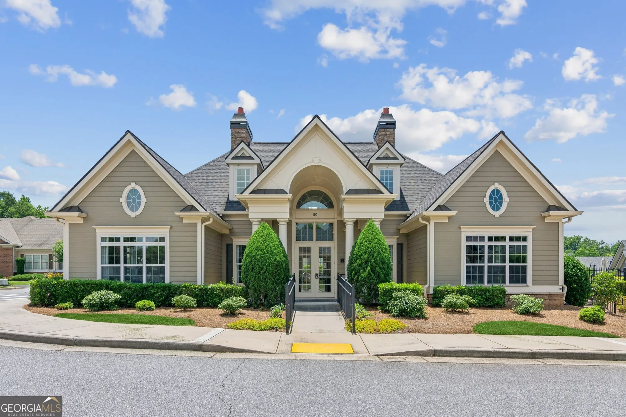 Property Slideshow image 42 of 48 | 328 shade tree cir, Woodstock, GA, 30188