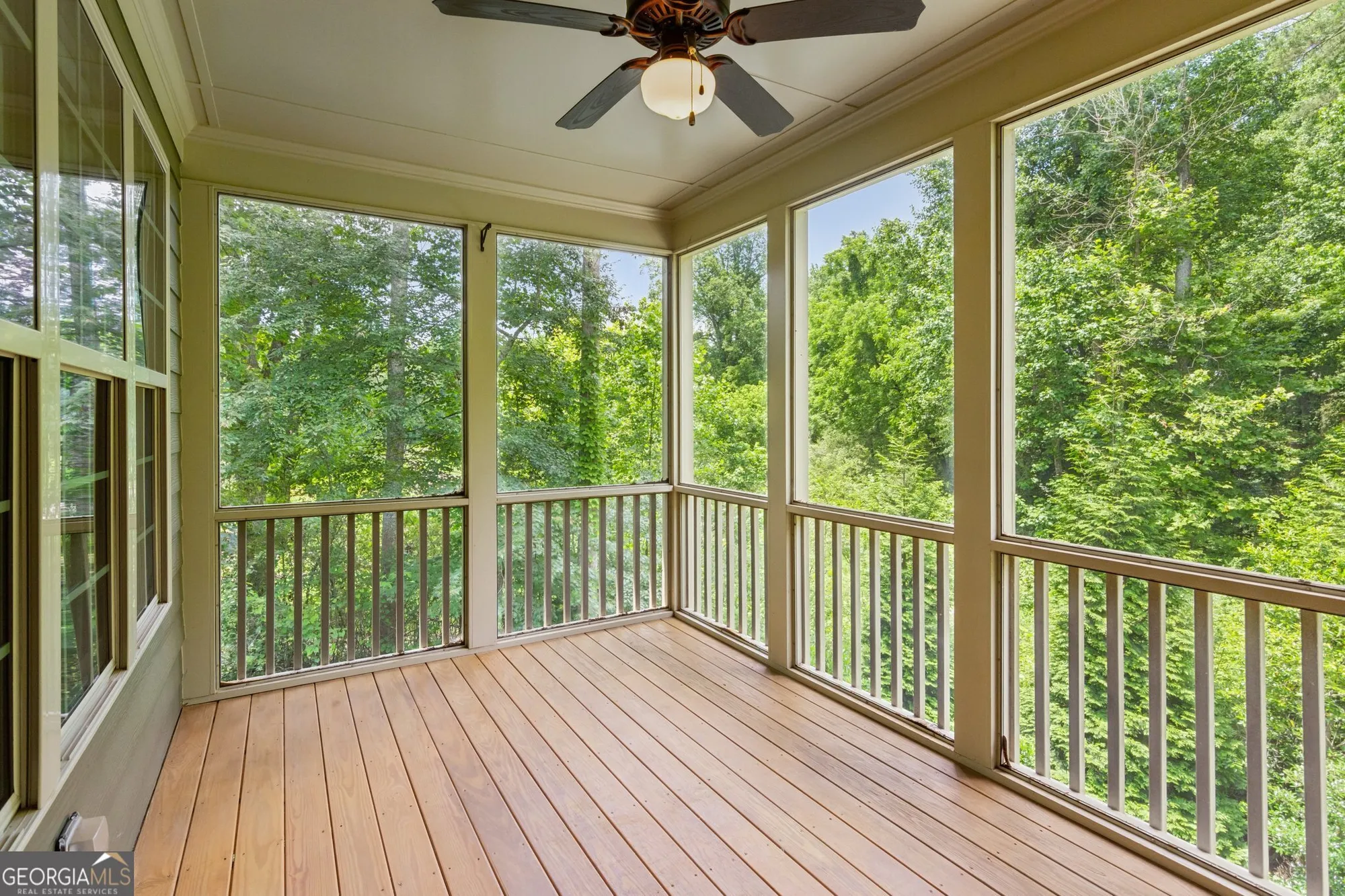 Property Slideshow image 36 of 48 | 328 shade tree cir, Woodstock, GA, 30188