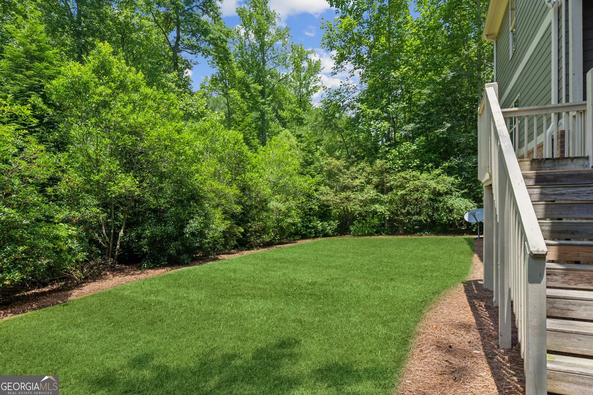 Property Slideshow image 38 of 48 | 328 shade tree cir, Woodstock, GA, 30188