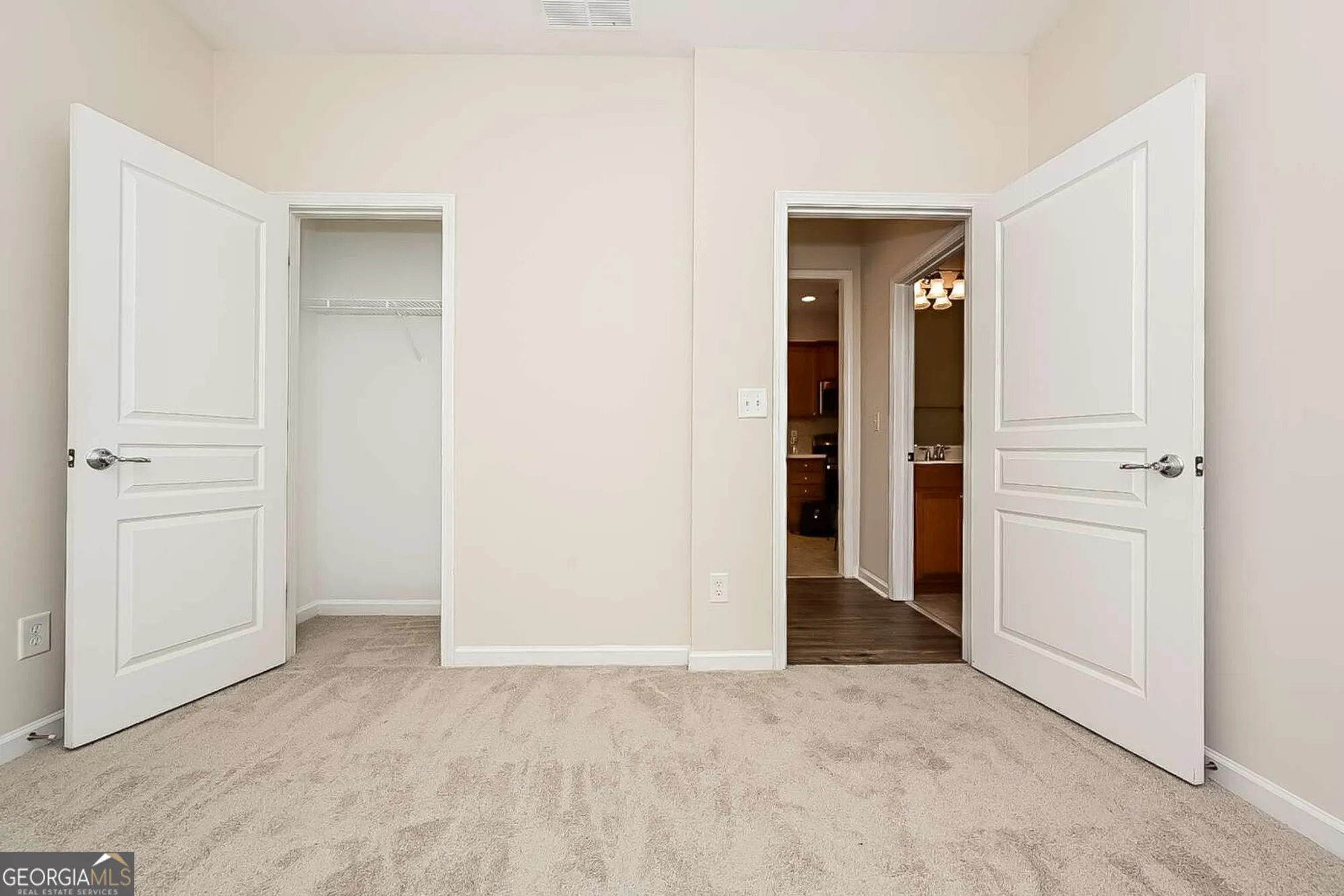 Property Slideshow image 12 of 16 | 116 magic lily dr, Griffin, GA, 30223