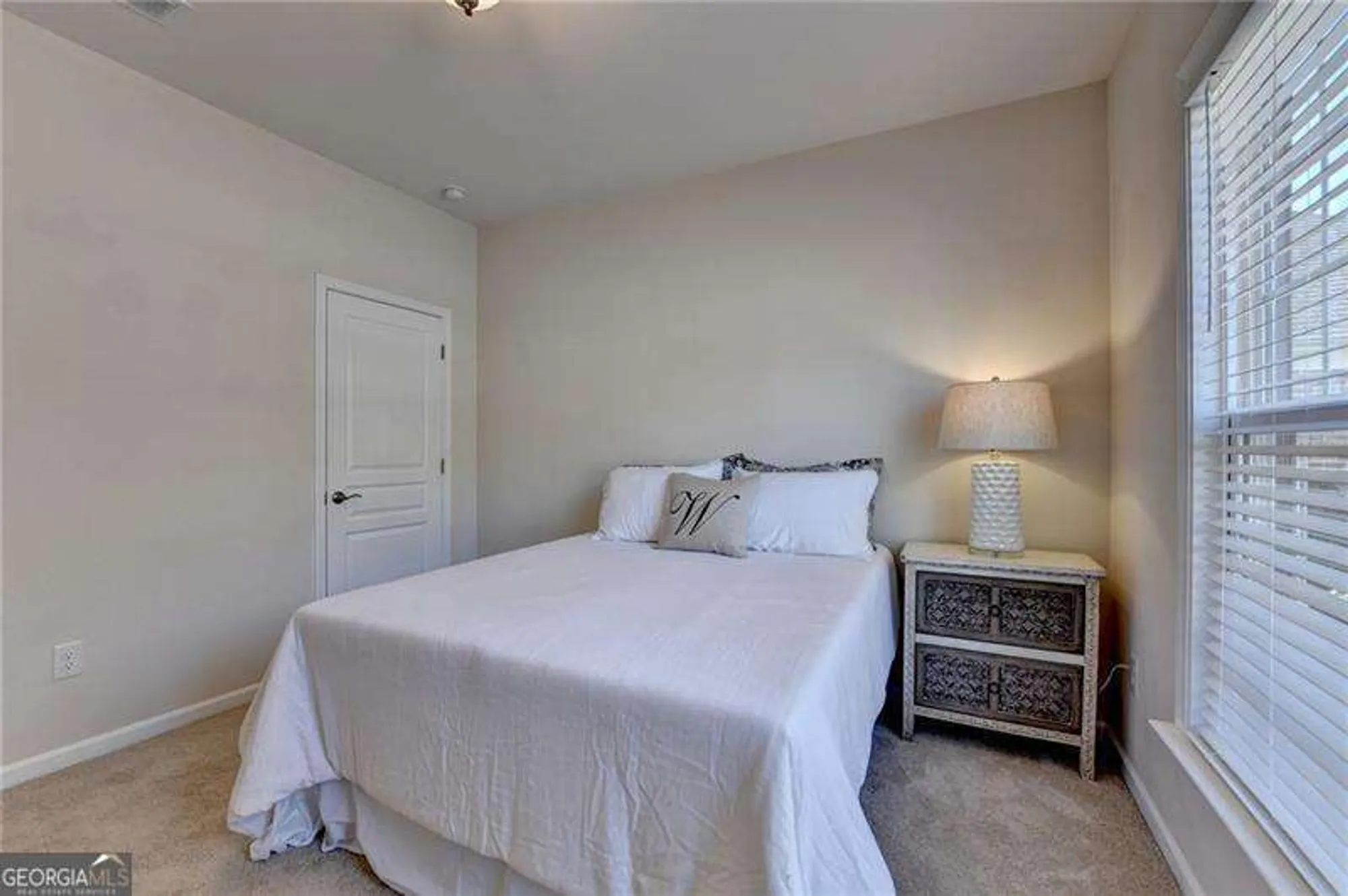 Property Slideshow image 10 of 49 | 3150 thistle trl, Suwanee, GA, 30024