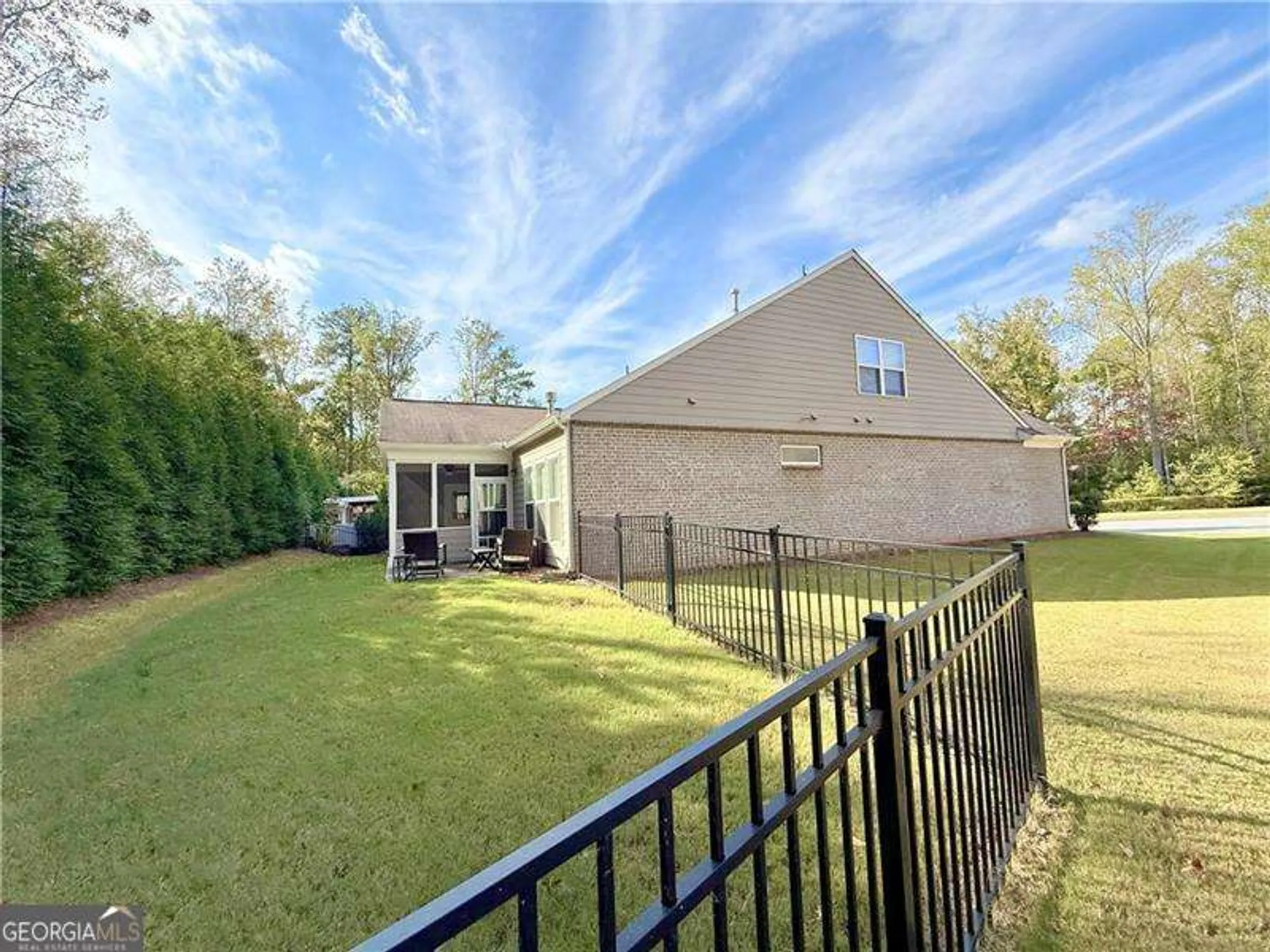 Property Slideshow image 3 of 49 | 3150 thistle trl, Suwanee, GA, 30024