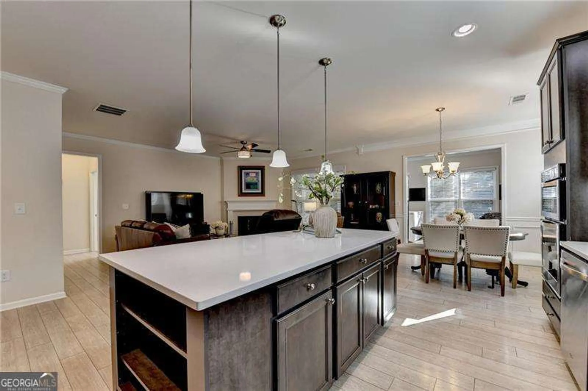 Property Slideshow image 24 of 49 | 3150 thistle trl, Suwanee, GA, 30024