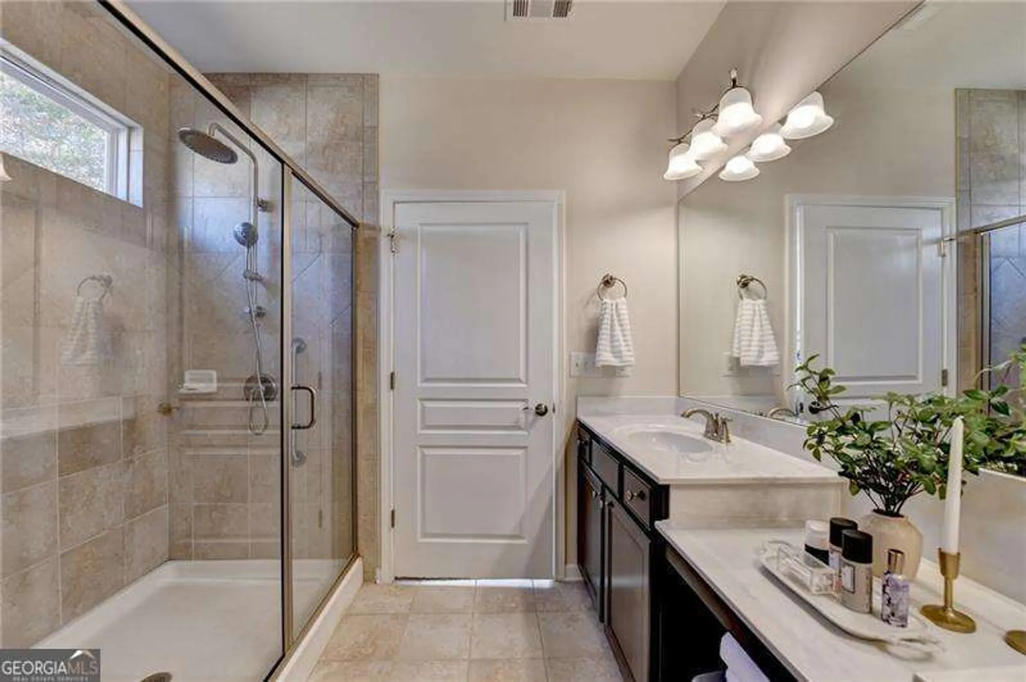 Property Slideshow image 38 of 49 | 3150 thistle trl, Suwanee, GA, 30024