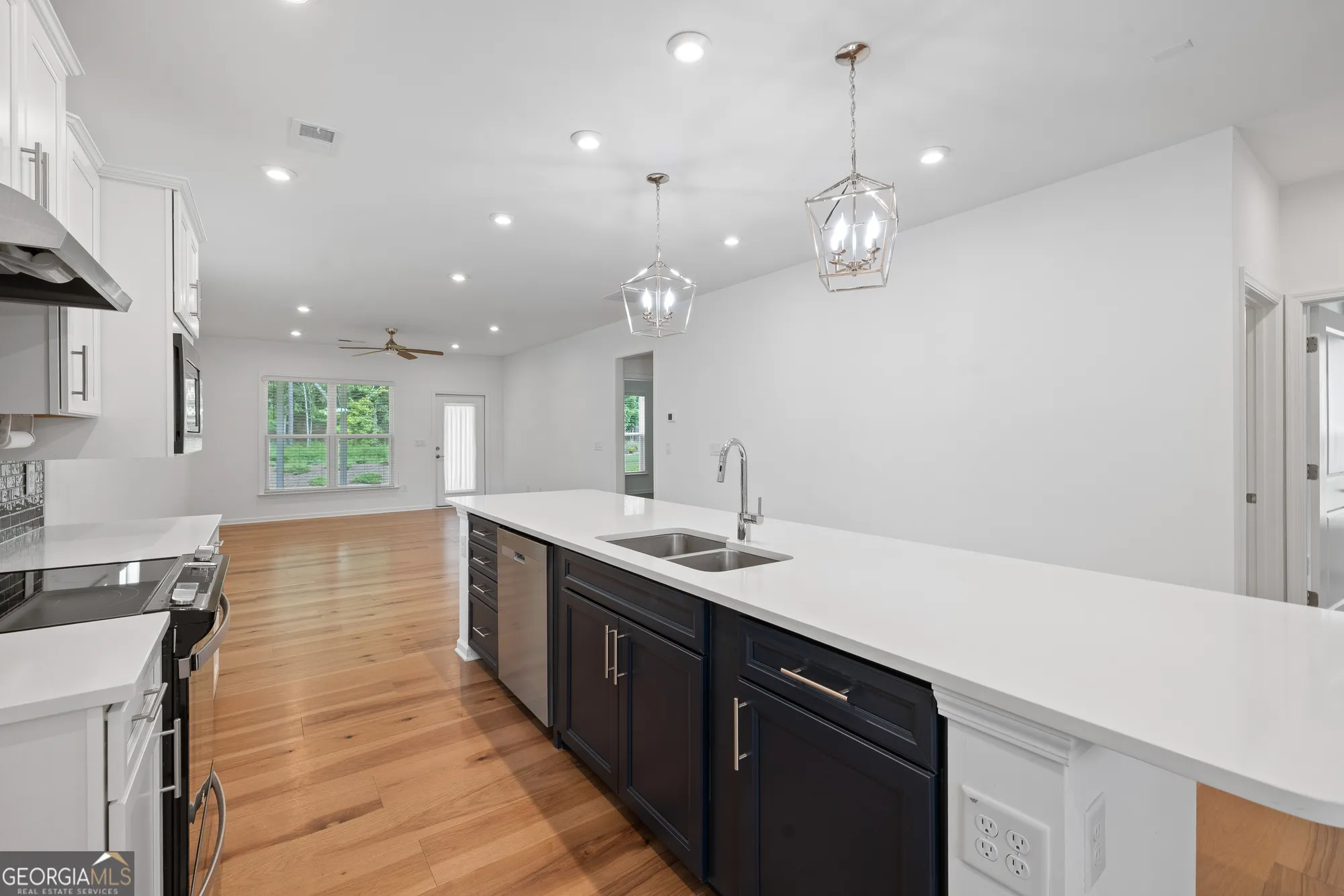 Property Slideshow image 7 of 42 | 1300 starboard way, Greensboro, GA, 30642