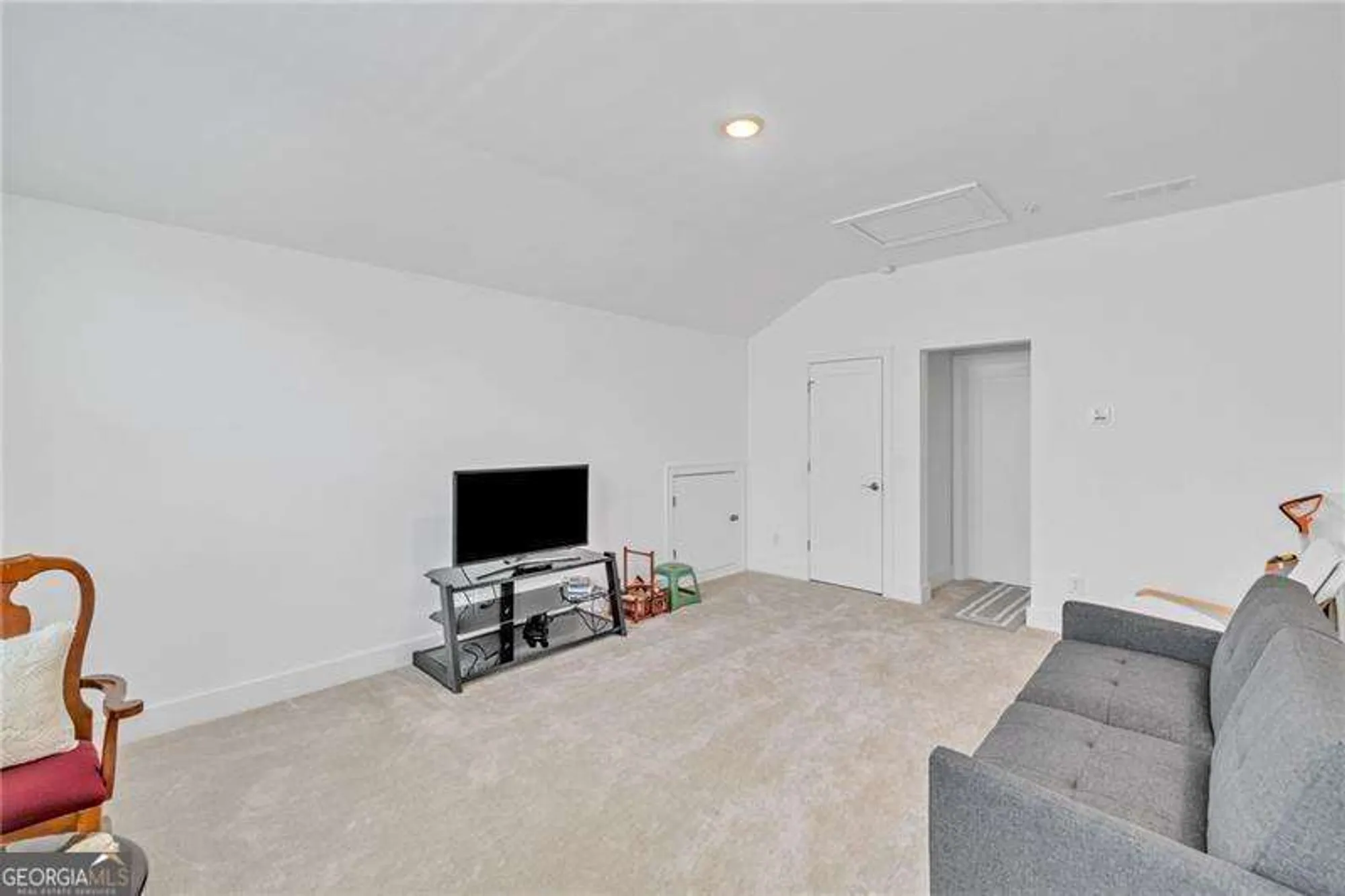 Property Slideshow image 29 of 51 | 163 lorraine pkwy, Woodstock, GA, 30188