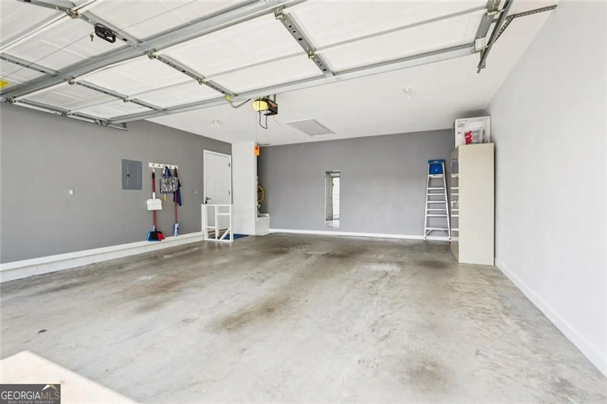 Property Slideshow image 19 of 44 | 3050 orchard ridge cir, Duluth, GA, 30096