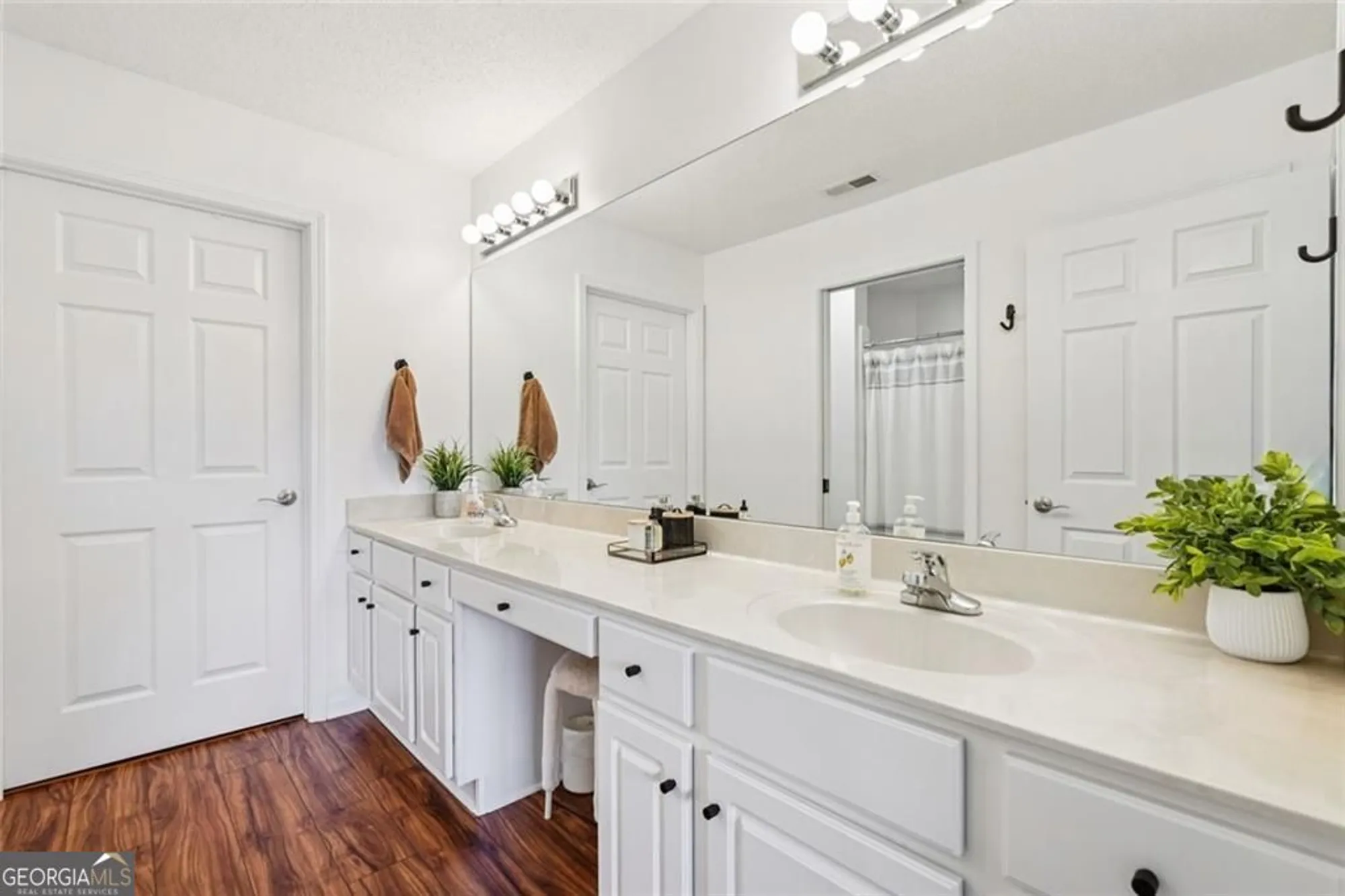 Property Slideshow image 29 of 44 | 3050 orchard ridge cir, Duluth, GA, 30096