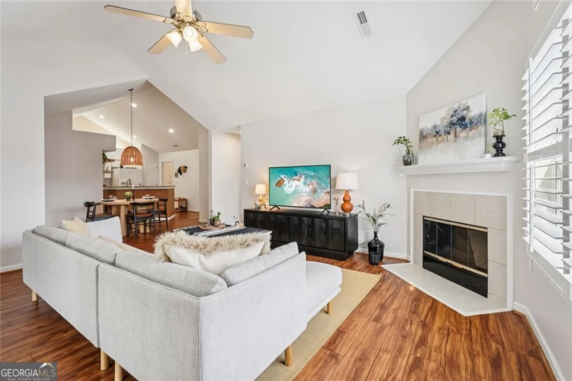 Property Slideshow image 13 of 44 | 3050 orchard ridge cir, Duluth, GA, 30096