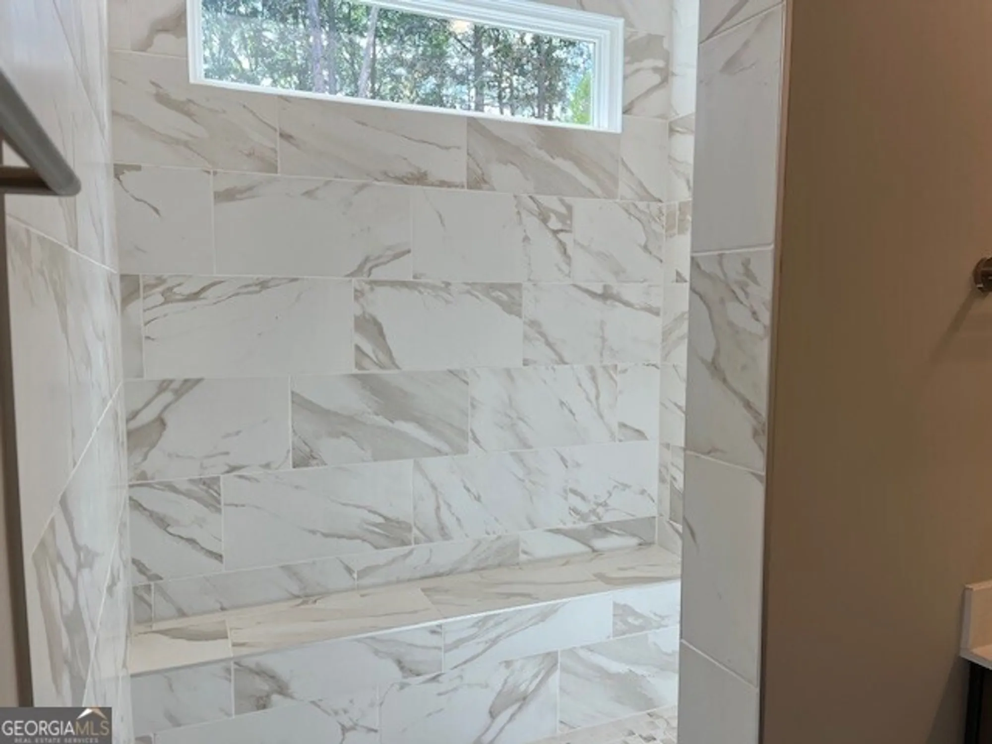 Property Slideshow image 10 of 20 | 3422 fishpond cir, Dacula, GA, 30019