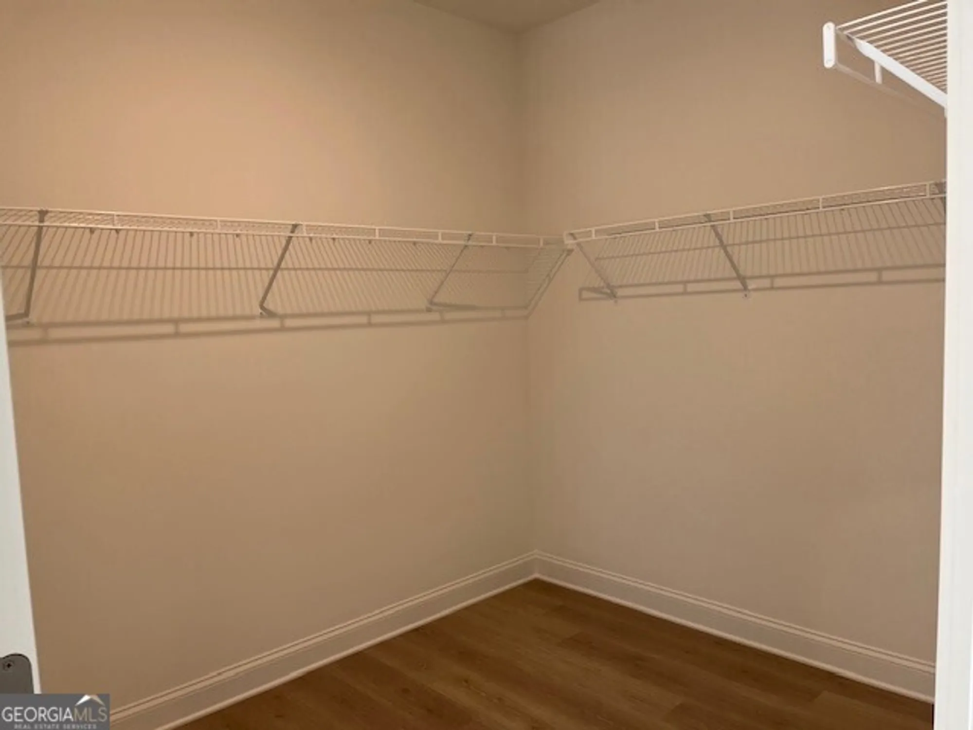 Property Slideshow image 11 of 20 | 3422 fishpond cir, Dacula, GA, 30019