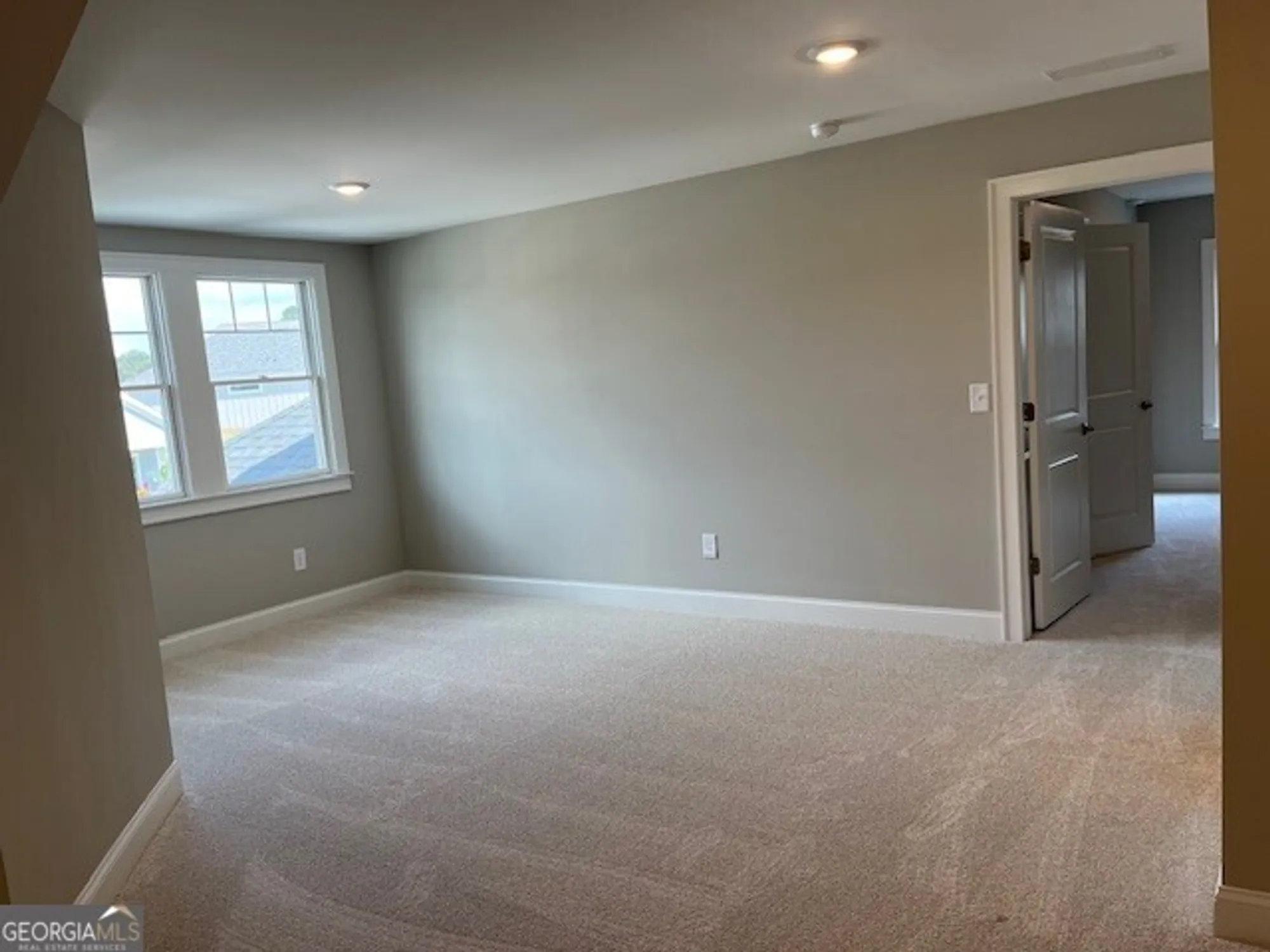 Property Slideshow image 6 of 20 | 3422 fishpond cir, Dacula, GA, 30019