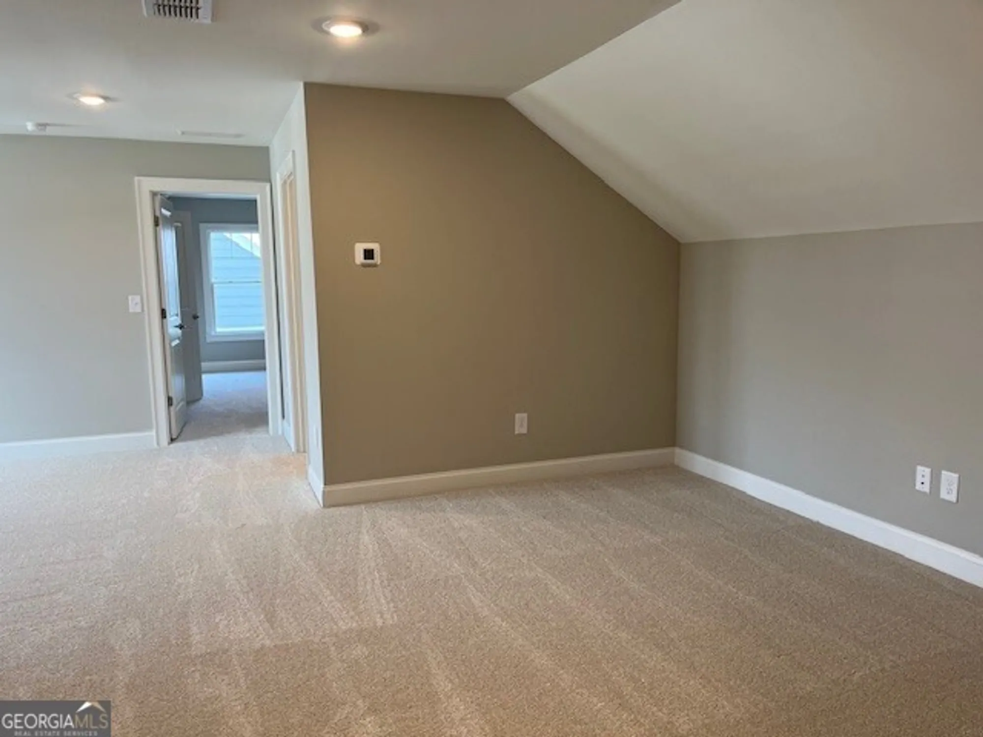 Property Slideshow image 7 of 20 | 3422 fishpond cir, Dacula, GA, 30019