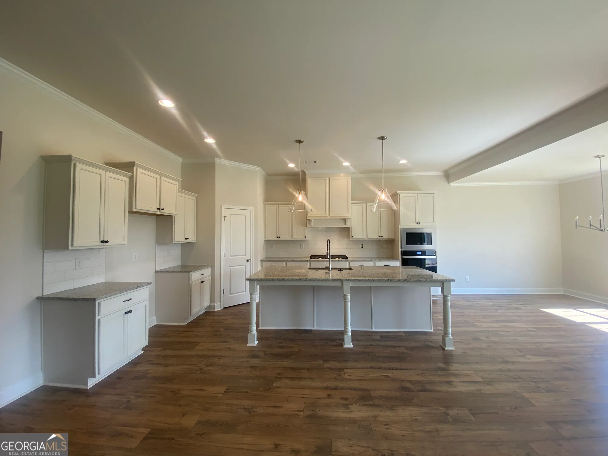 Property Slideshow image 11 of 60 | 134 oakdale rd # 31, Jefferson, GA, 30549