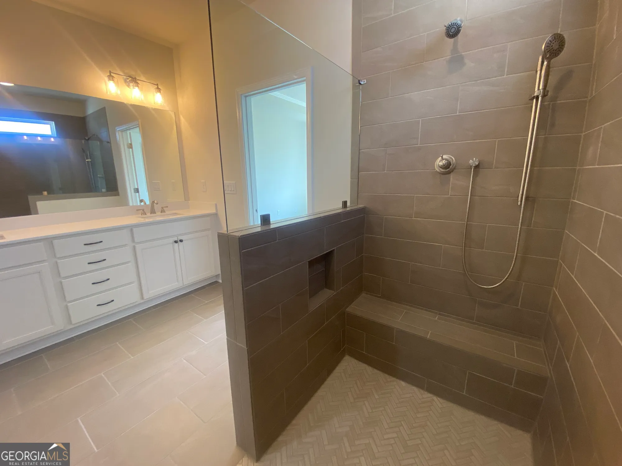 Property Slideshow image 25 of 60 | 134 oakdale rd # 31, Jefferson, GA, 30549