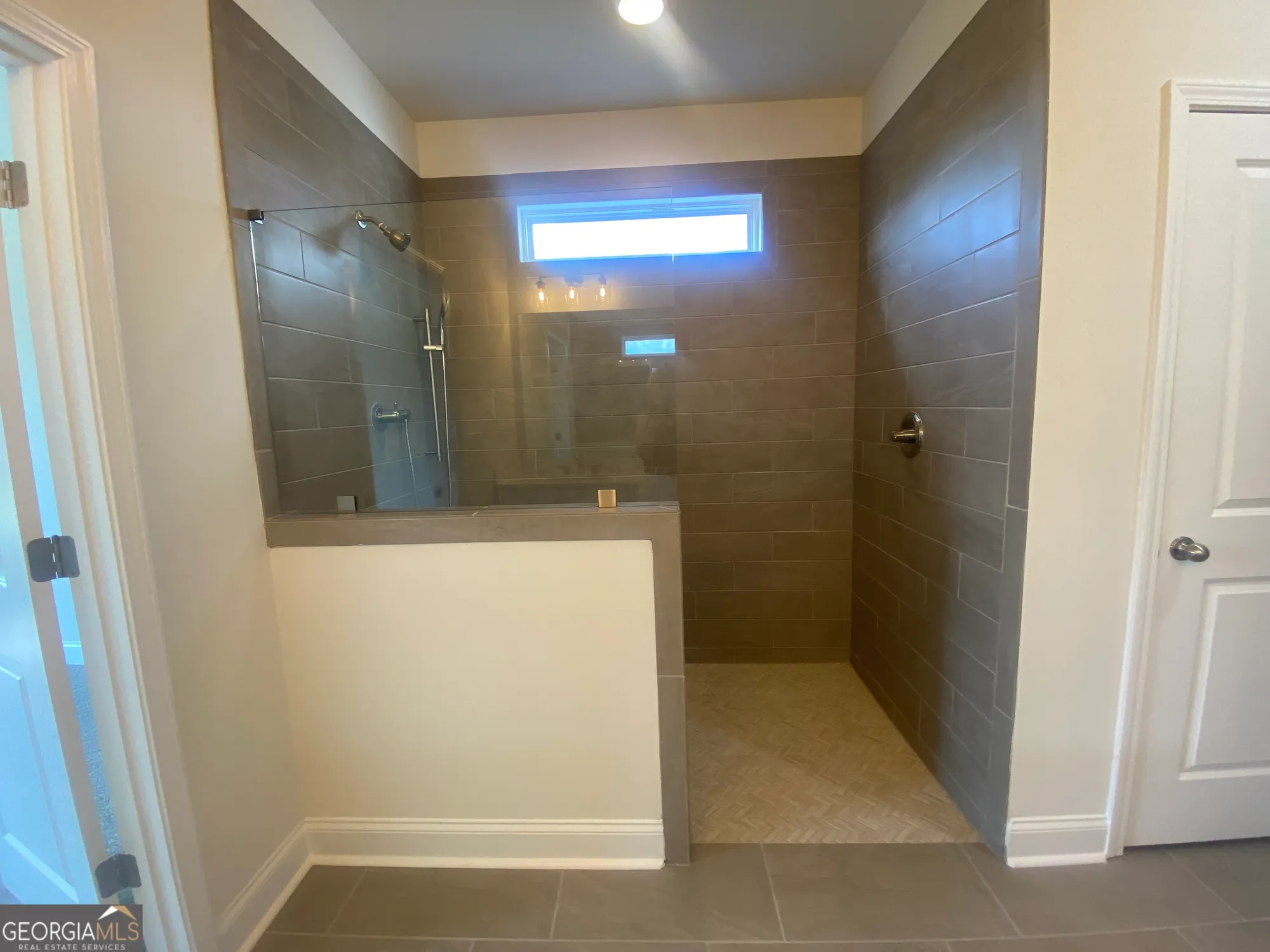 Property Slideshow image 27 of 60 | 134 oakdale rd # 31, Jefferson, GA, 30549