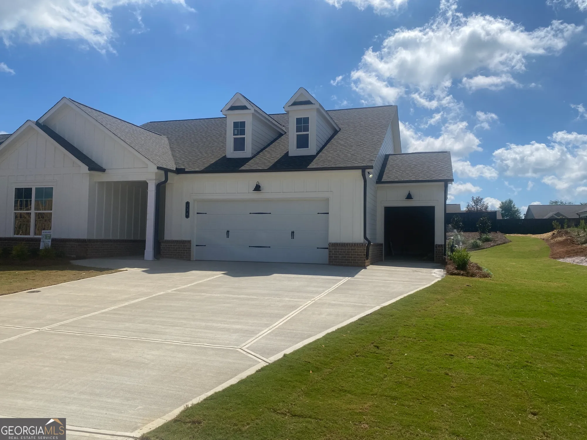 Property Slideshow image 2 of 60 | 134 oakdale rd # 31, Jefferson, GA, 30549