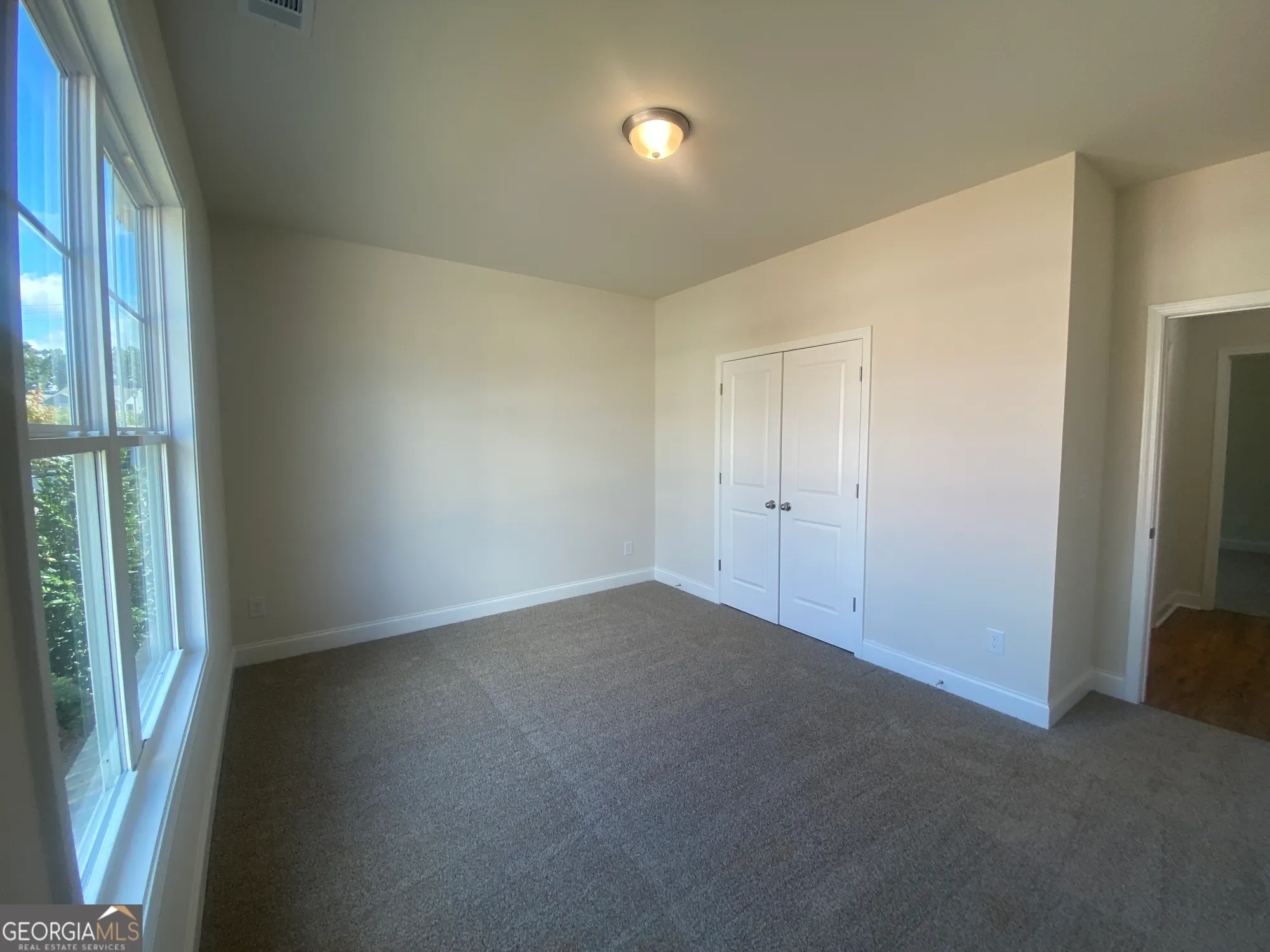 Property Slideshow image 5 of 60 | 134 oakdale rd # 31, Jefferson, GA, 30549